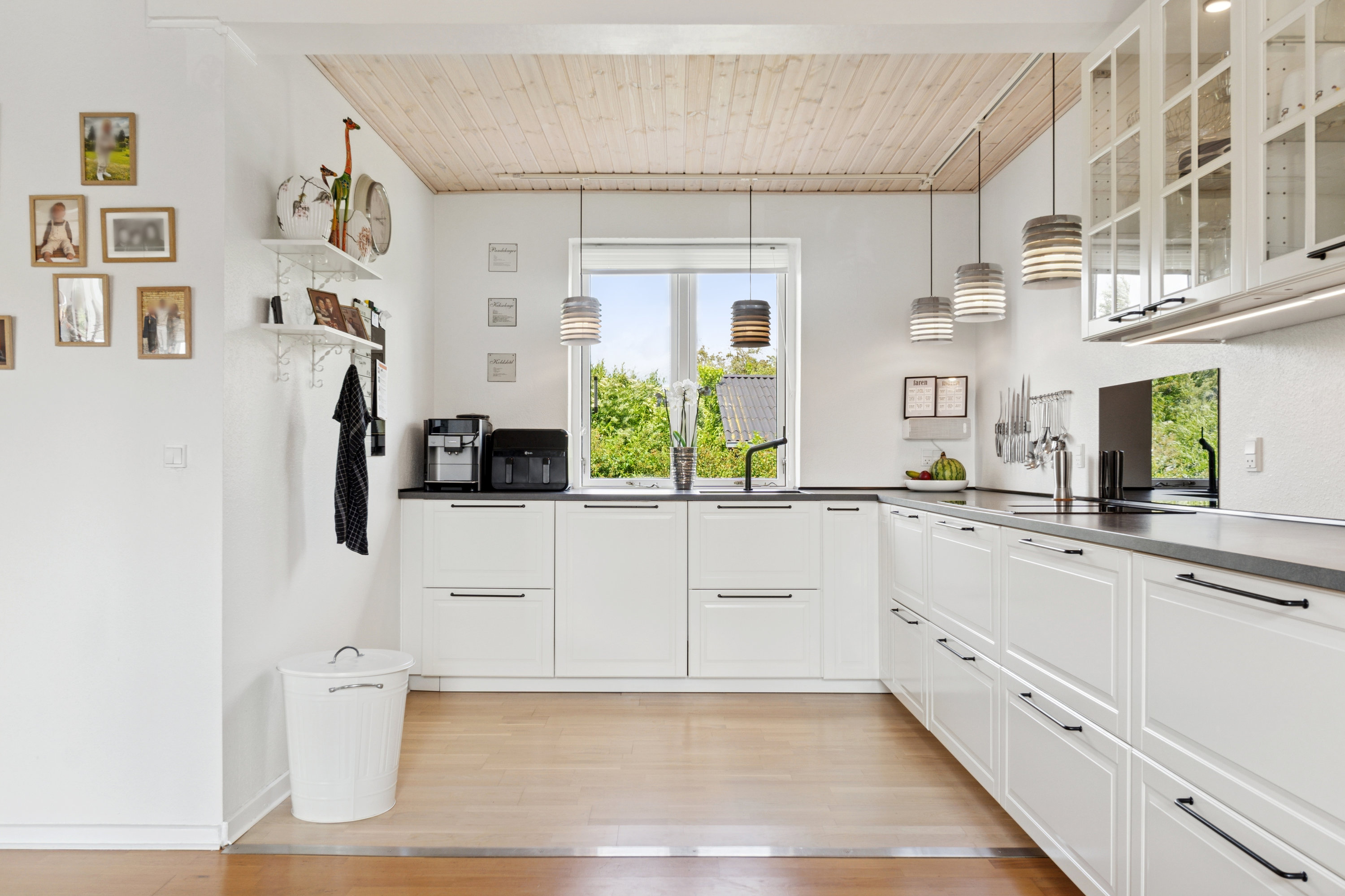 Fremhævet køkken billede i fuldskærmstilstand. Billede af Lundsvej 2, 5800 Nyborg