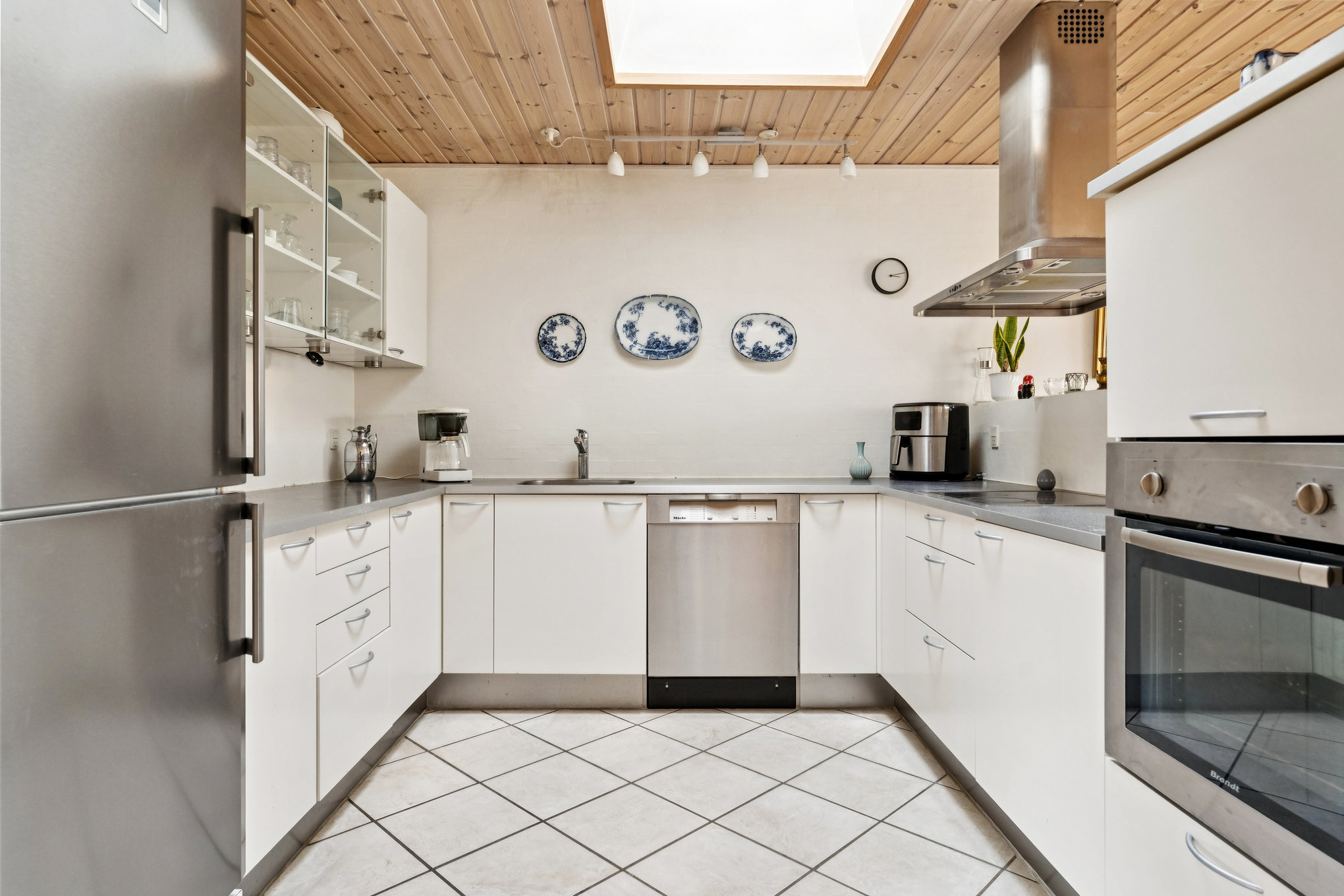 Fremhævet køkken billede i fuldskærmstilstand. Billede af Ledavej 3, Paderup, 8960 Randers SØ