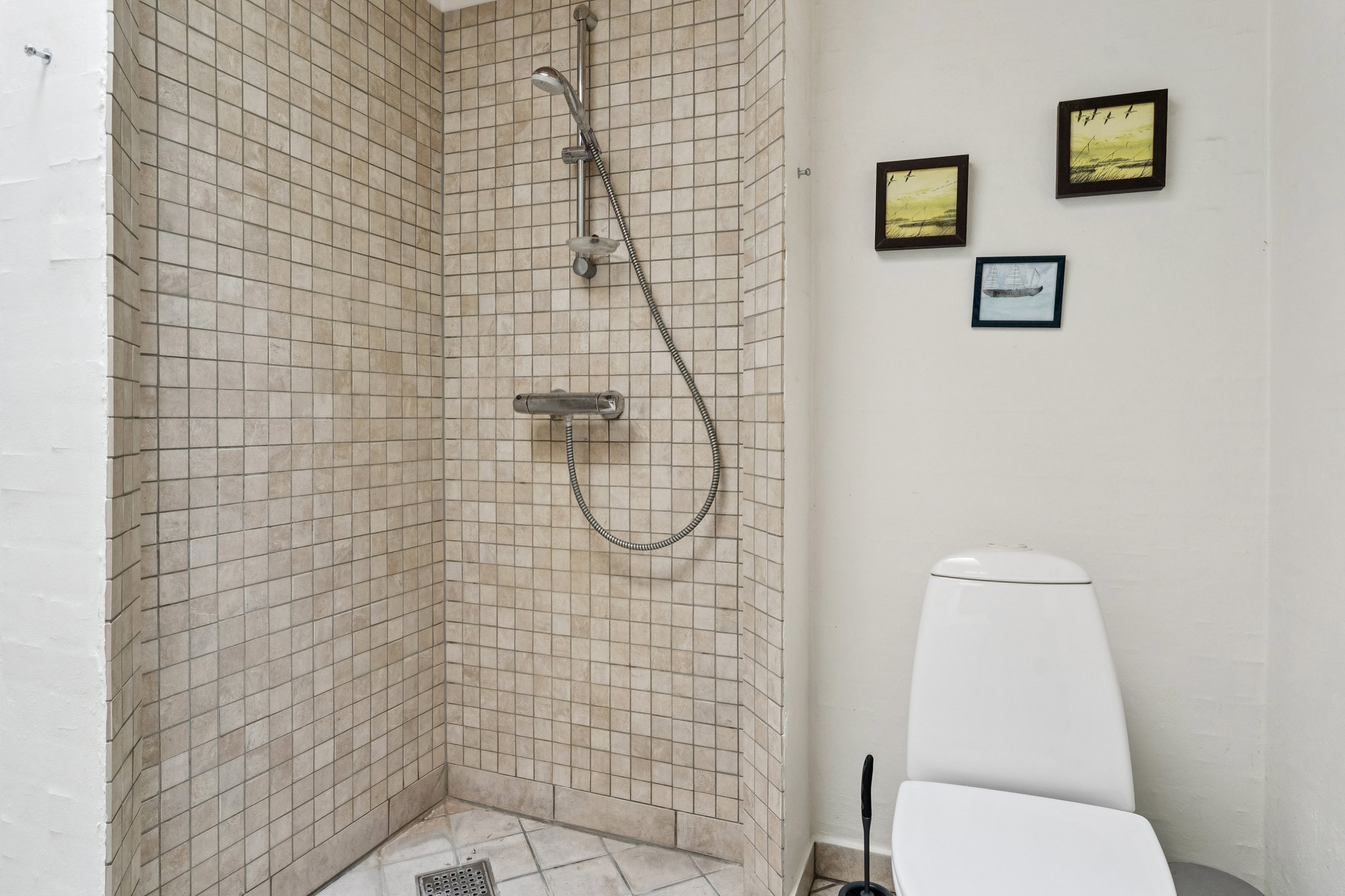 Fremhævet badeværelse billede i fuldskærmstilstand. Billede af Ledavej 3, Paderup, 8960 Randers SØ