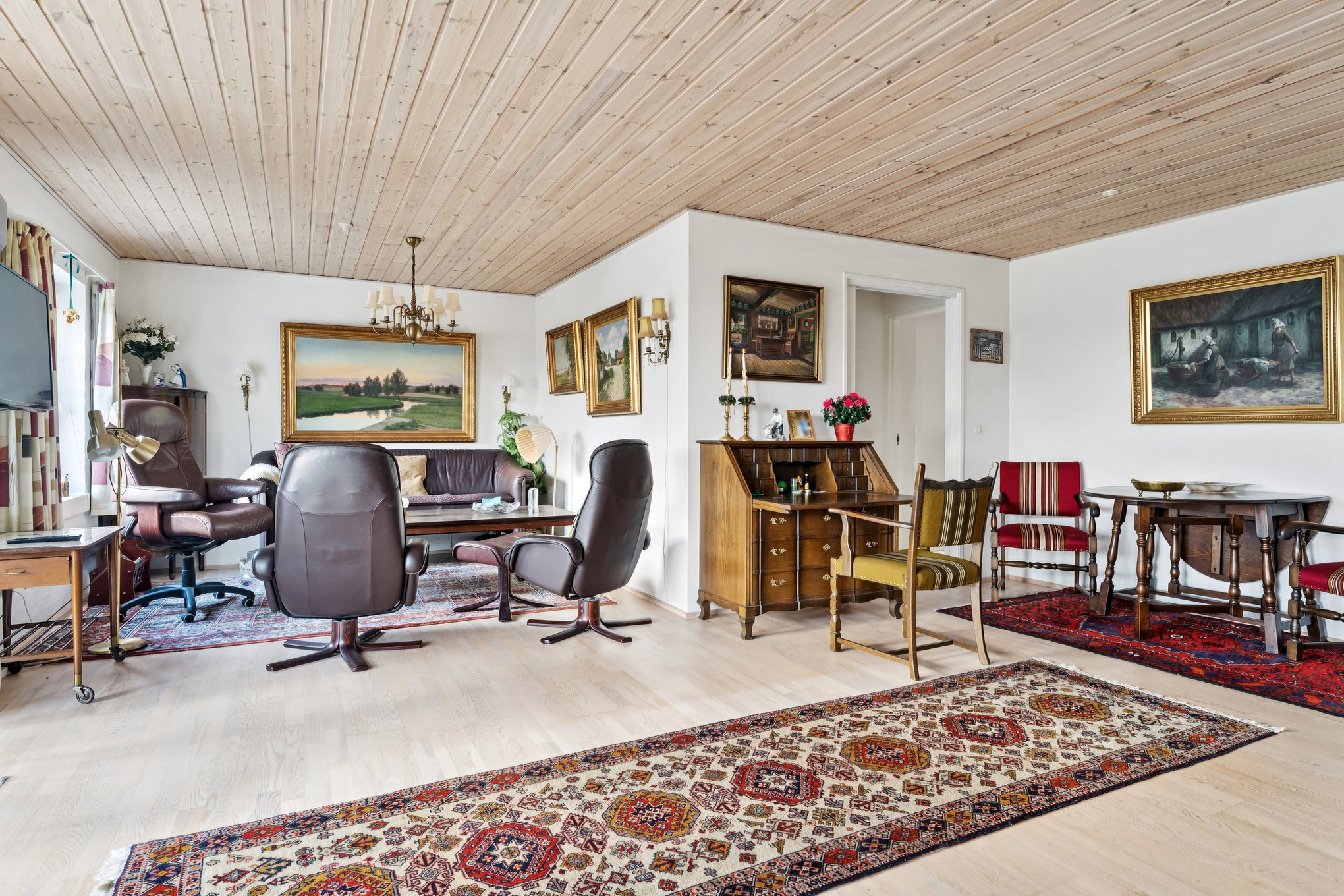 Fremhævet stue billede i fuldskærmstilstand. Billede af Ledavej 3, Paderup, 8960 Randers SØ