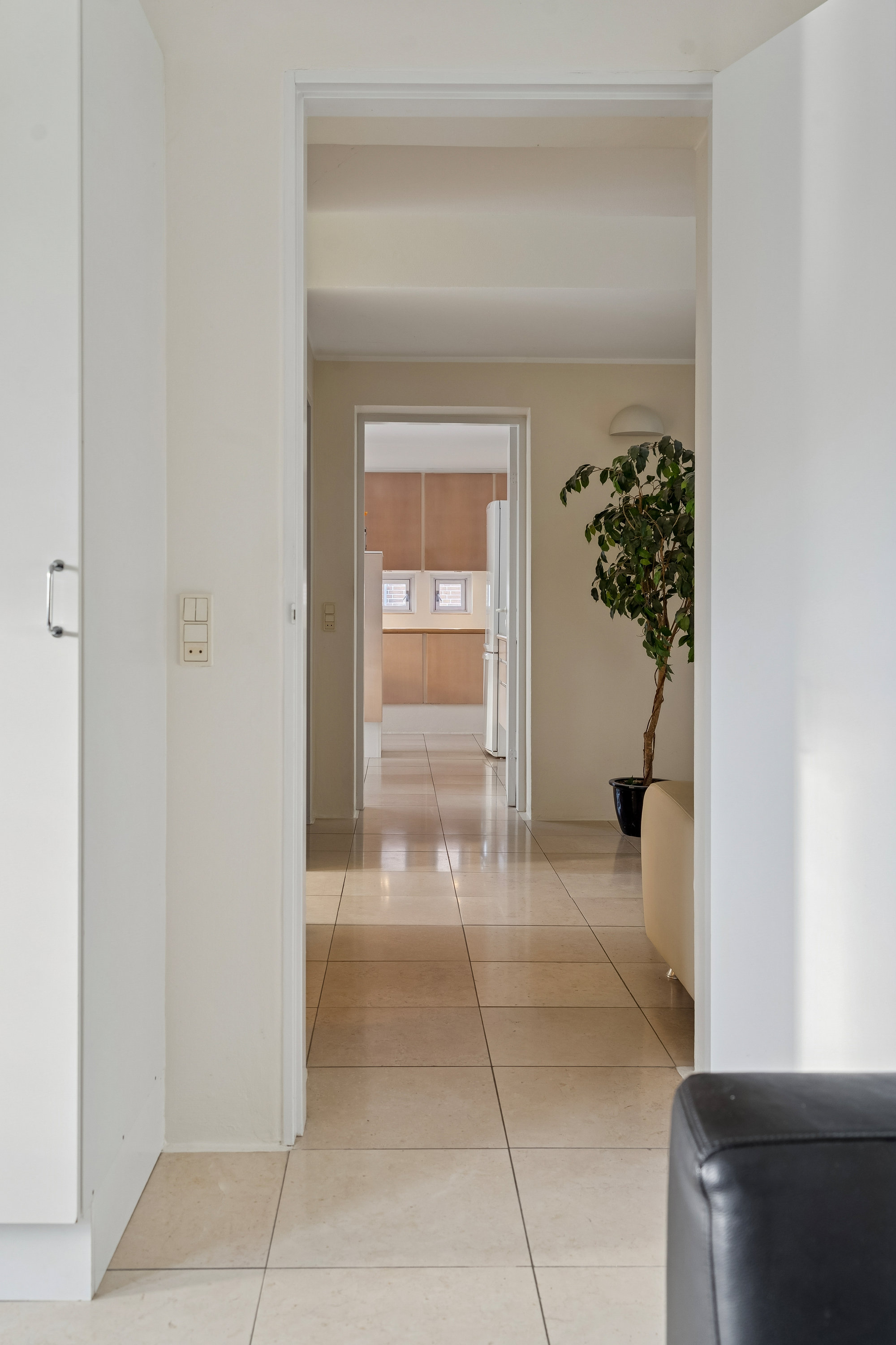 Fremhævet entré billede i fuldskærmstilstand. Billede af Søndersøvej 49, 3500 Værløse