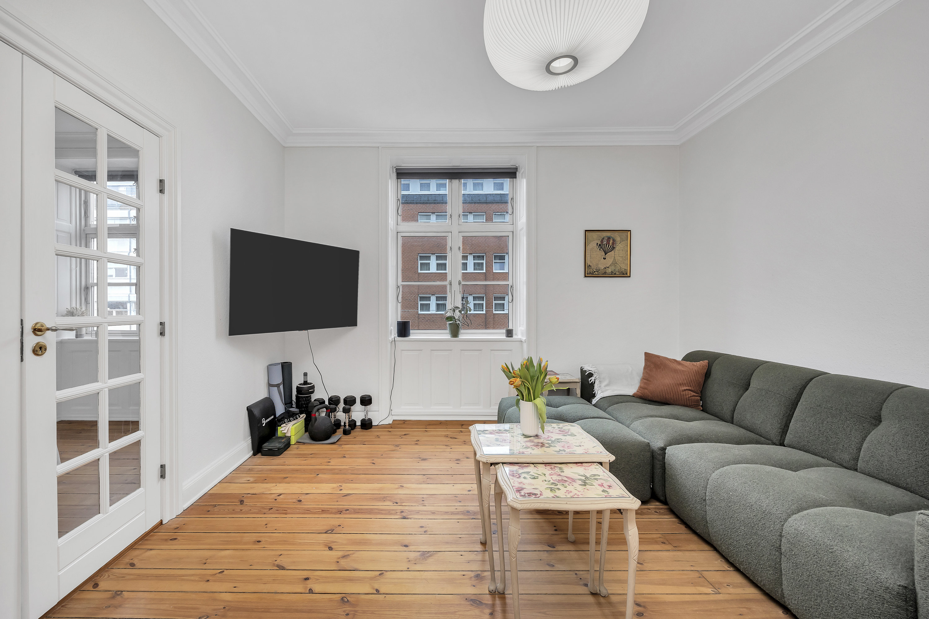 Fremhævet  billede i fuldskærmstilstand. Billede af Finsensvej 79, 2. th., 2000 Frederiksberg