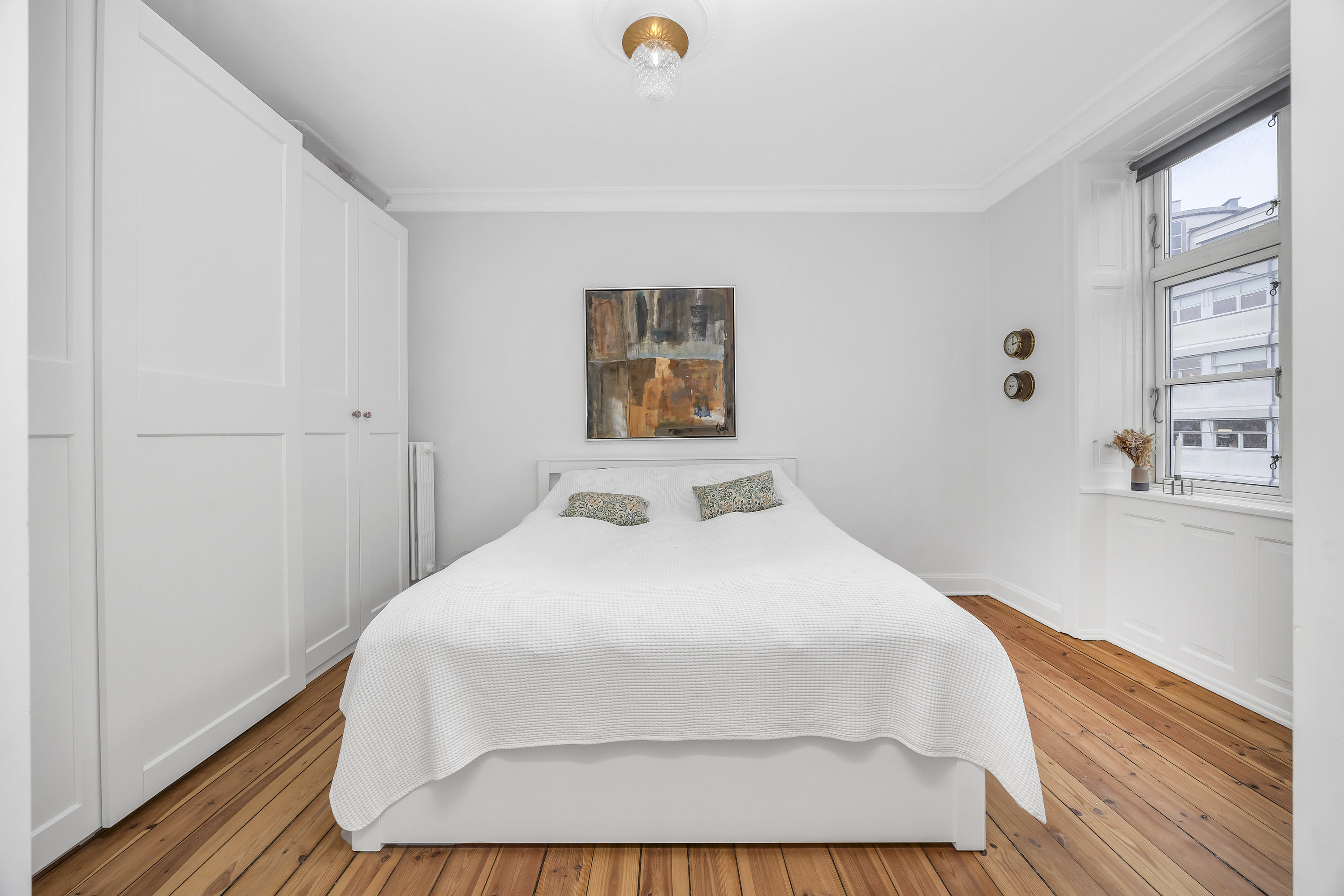 Fremhævet  billede i fuldskærmstilstand. Billede af Finsensvej 79, 2. th., 2000 Frederiksberg