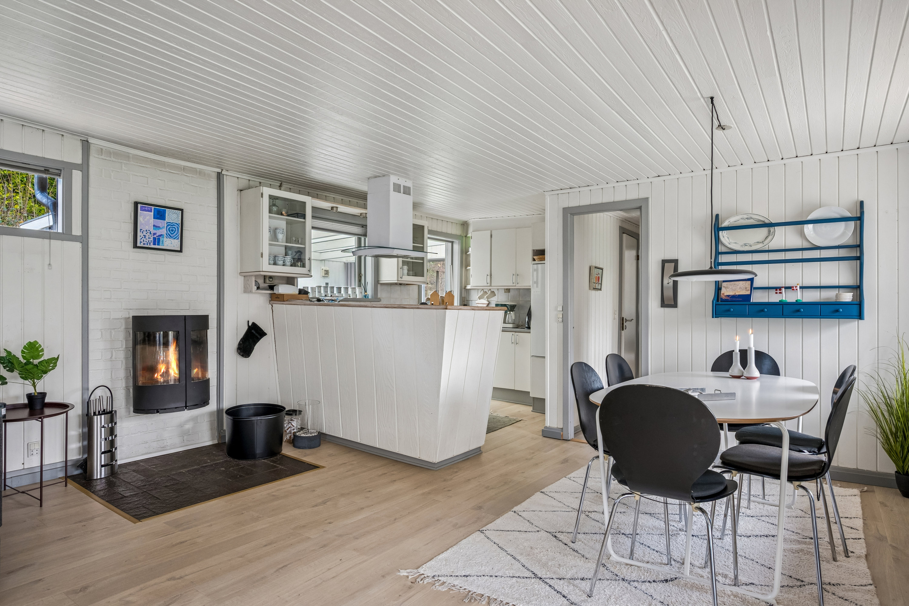 Fremhævet stue billede i fuldskærmstilstand. Billede af Rævevej 5, Ahl Strand, 8400 Ebeltoft