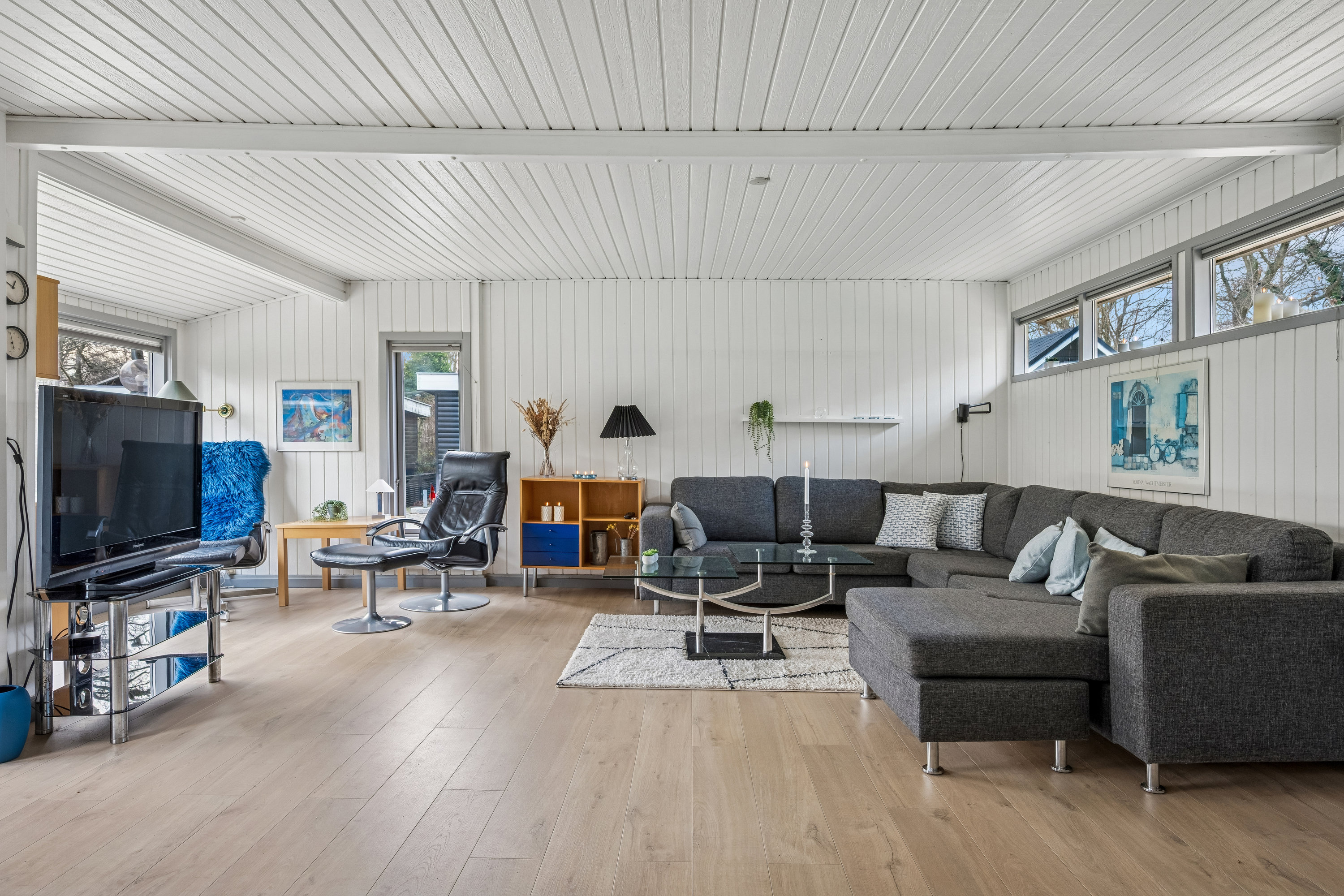 Miniaturebillede 2: stue. Billede af Rævevej 5, Ahl Strand, 8400 Ebeltoft