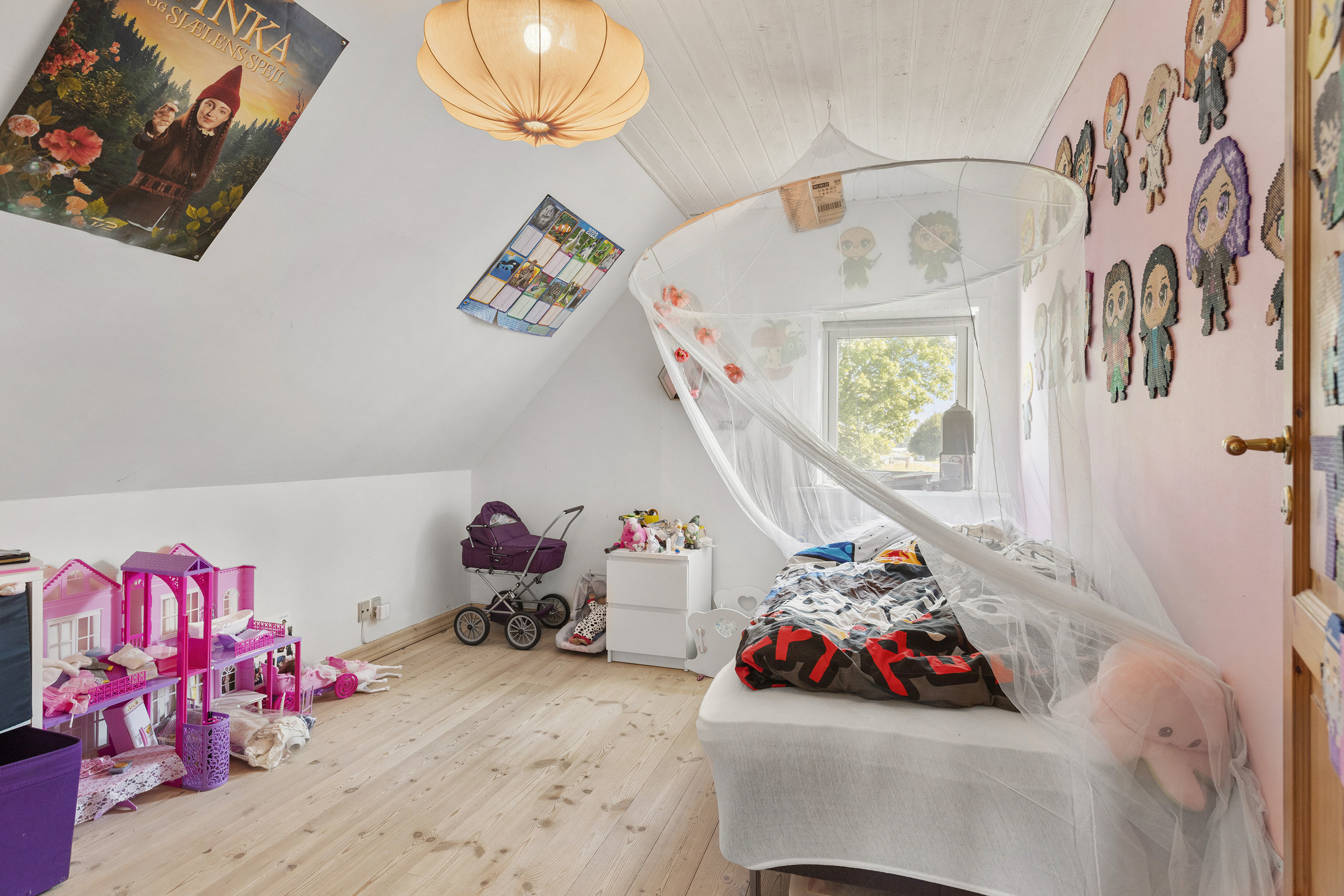 Fremhævet værelse billede i fuldskærmstilstand. Billede af Myhlenbergvej 74, 9510 Arden