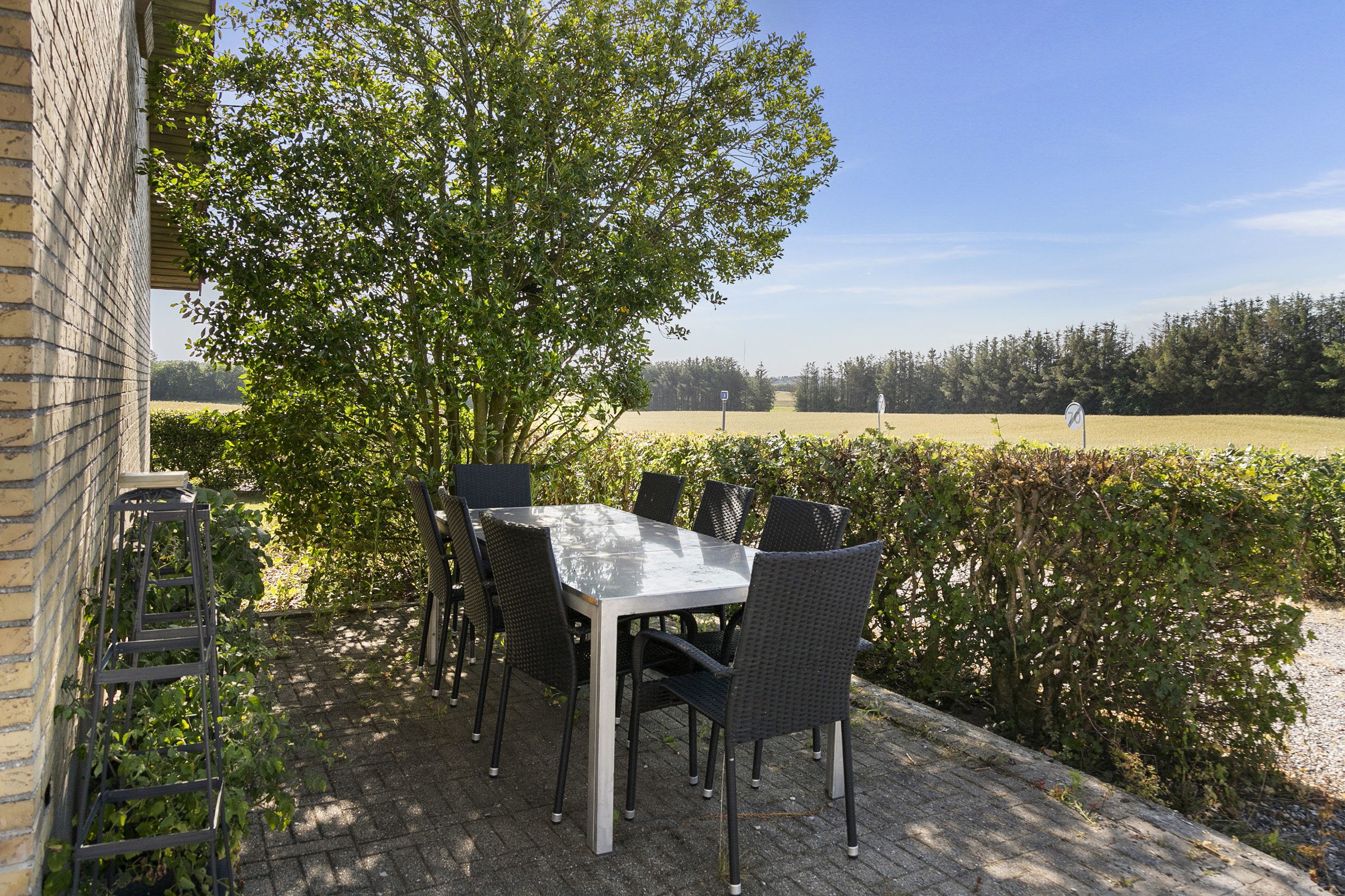 Fremhævet terrasse billede i fuldskærmstilstand. Billede af Myhlenbergvej 74, 9510 Arden