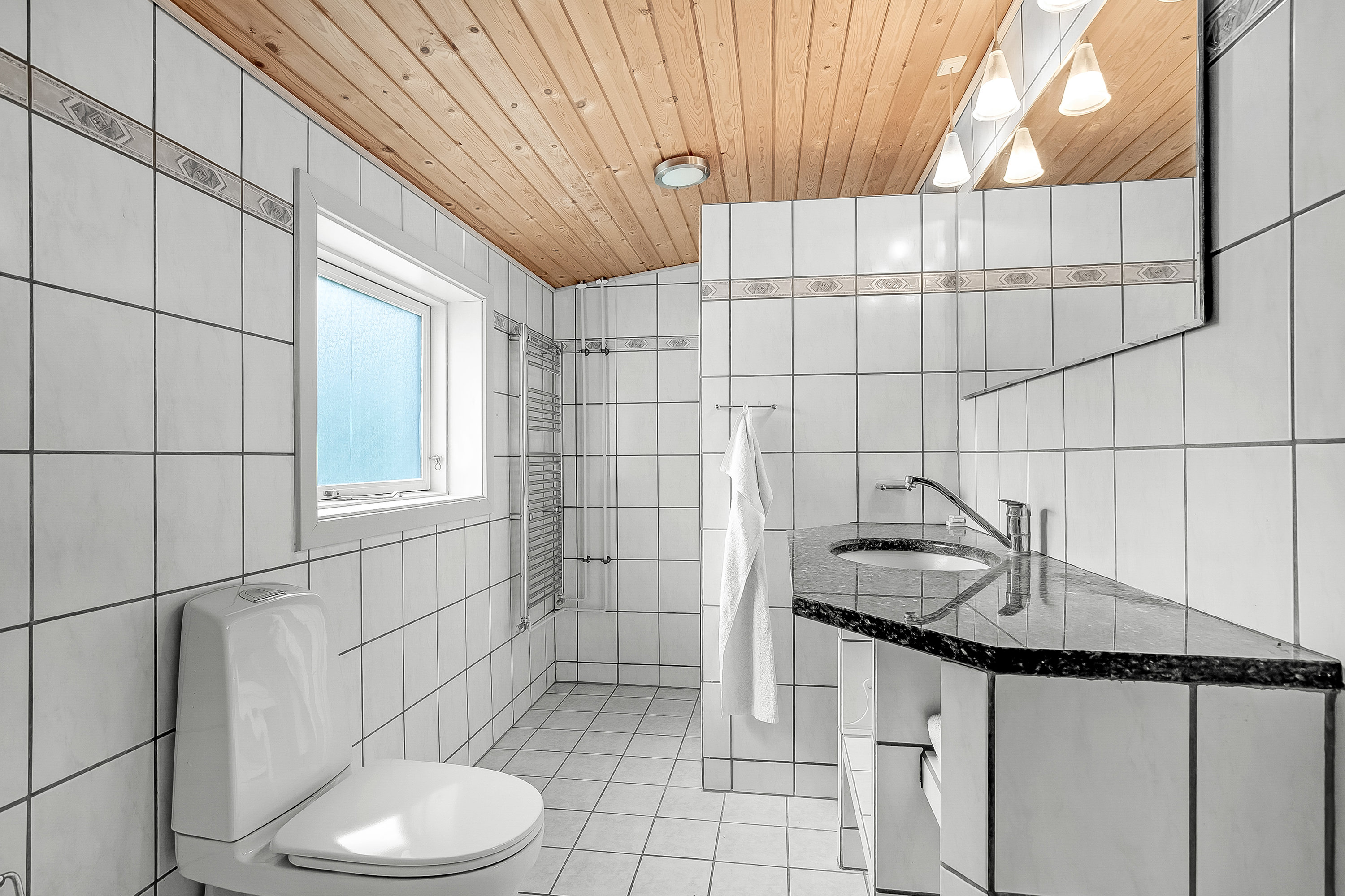 Fremhævet  billede i fuldskærmstilstand. Billede af Vigen 34, Føns, 5580 Nørre Aaby