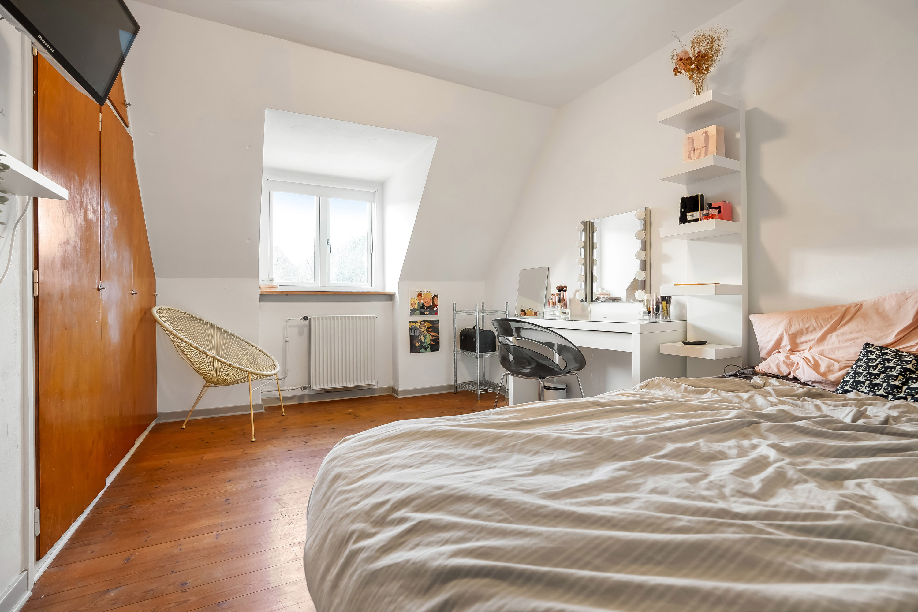 Fremhævet værelse billede i fuldskærmstilstand. Billede af Borchsvej 6, Bolbro, 5200 Odense V