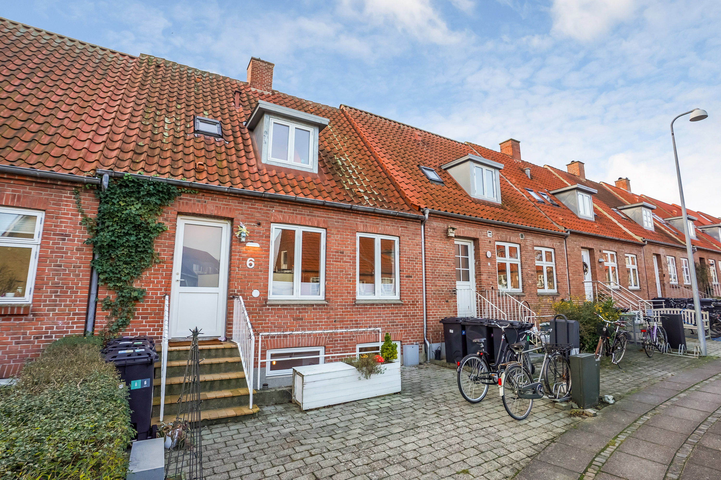 Fremhævet ejendommen billede i fuldskærmstilstand. Billede af Borchsvej 6, Bolbro, 5200 Odense V