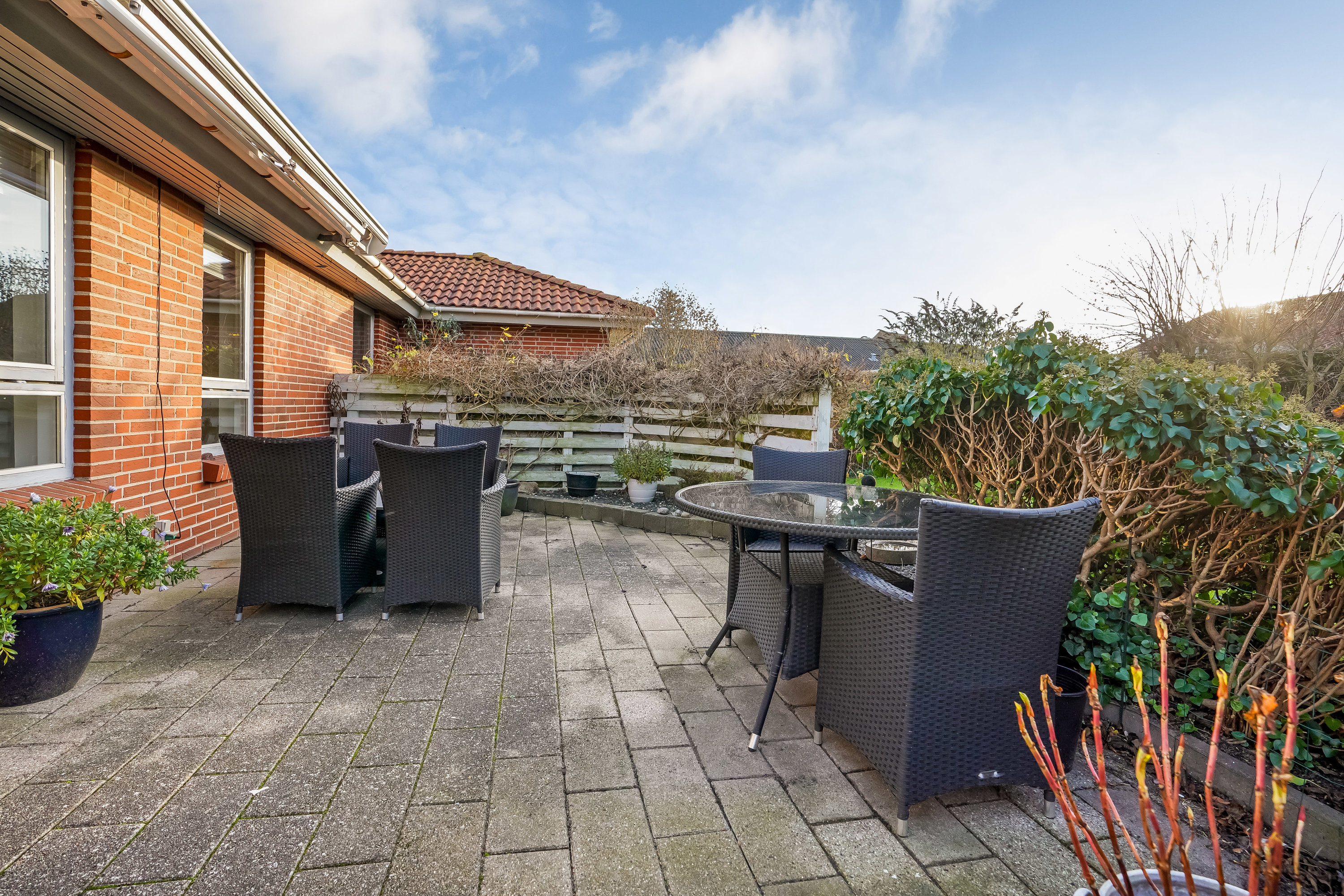 Fremhævet terrasse billede i fuldskærmstilstand. Billede af Møllehaven 1B, 5500 Middelfart