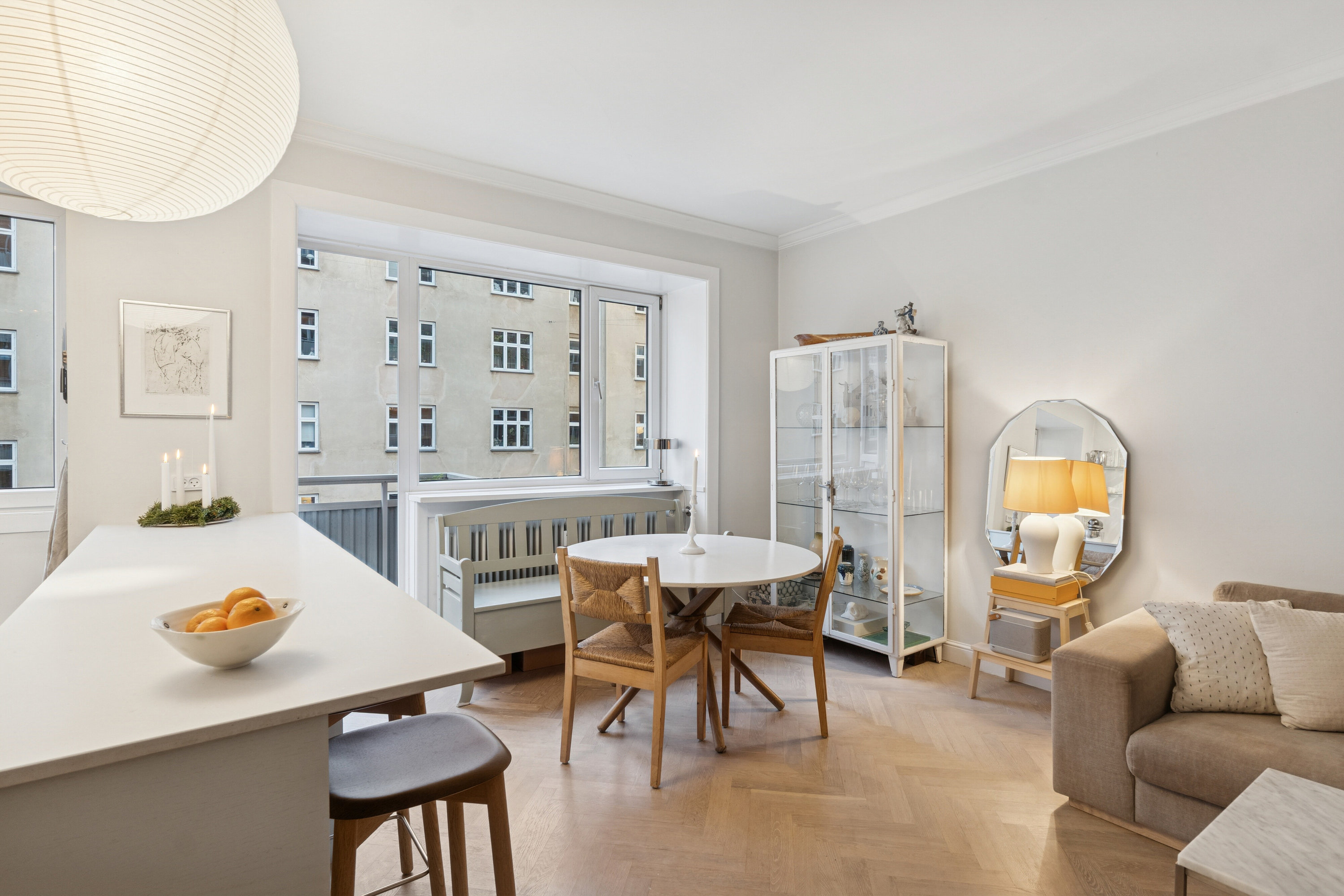 Fremhævet spisestue billede i fuldskærmstilstand. Billede af Østerdalsgade 3B, 1. tv., 2300 København S