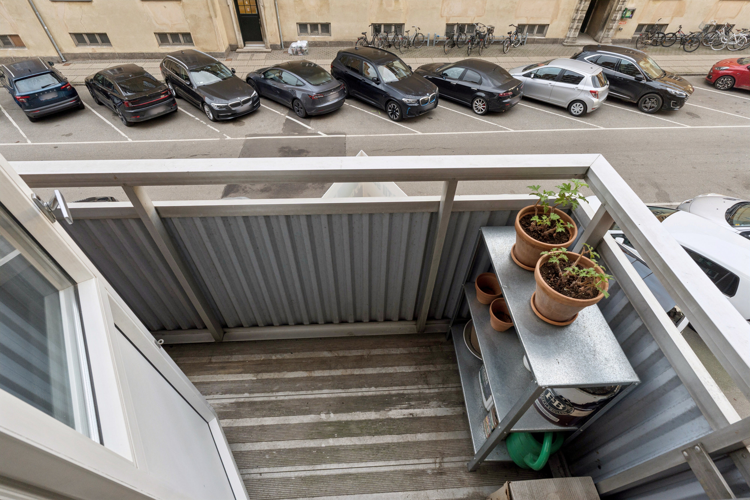 Fremhævet altan billede i fuldskærmstilstand. Billede af Østerdalsgade 3B, 1. tv., 2300 København S