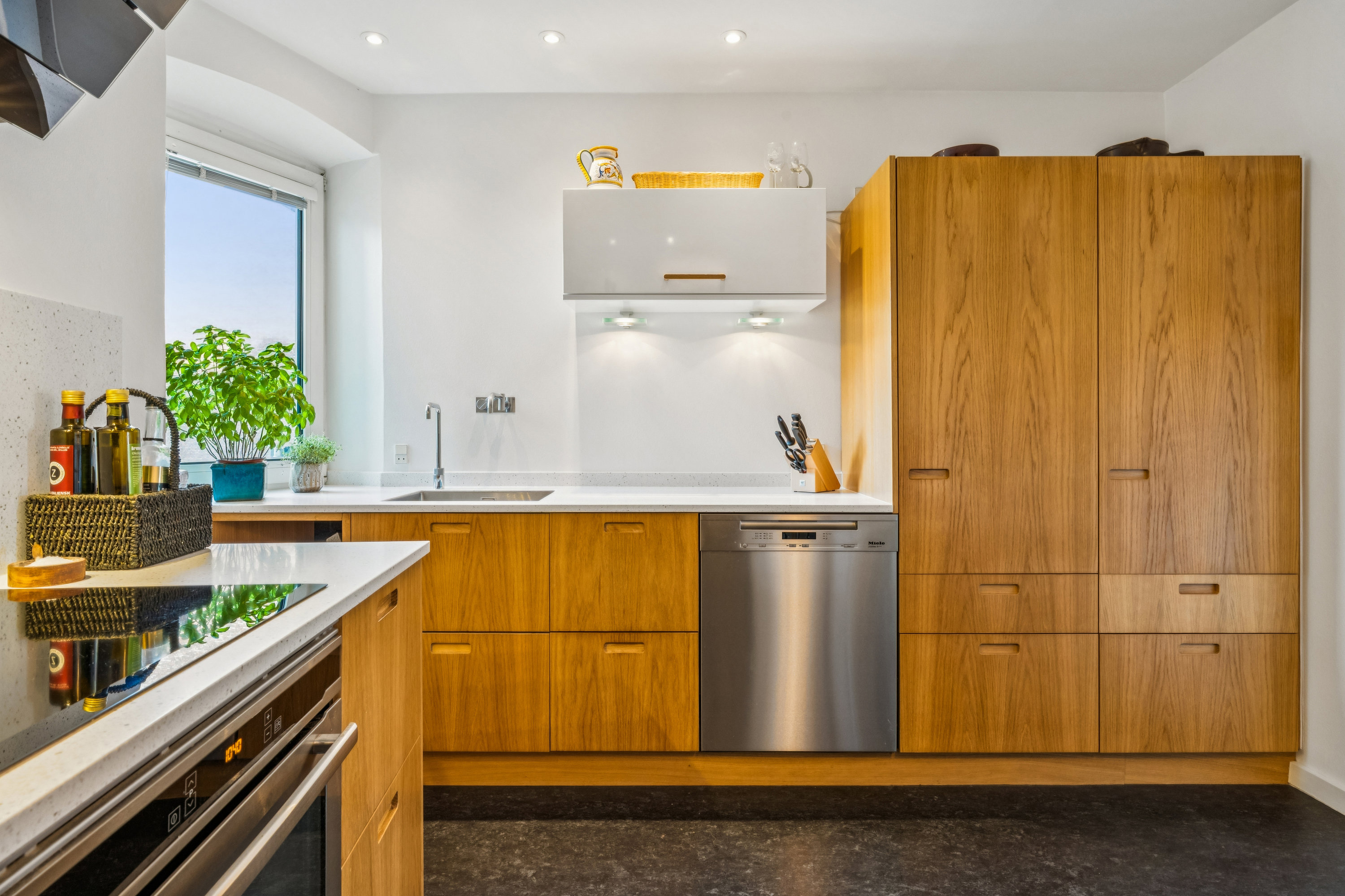 Fremhævet køkken billede i fuldskærmstilstand. Billede af Vendelbogade 17, 2. th., 9000 Aalborg