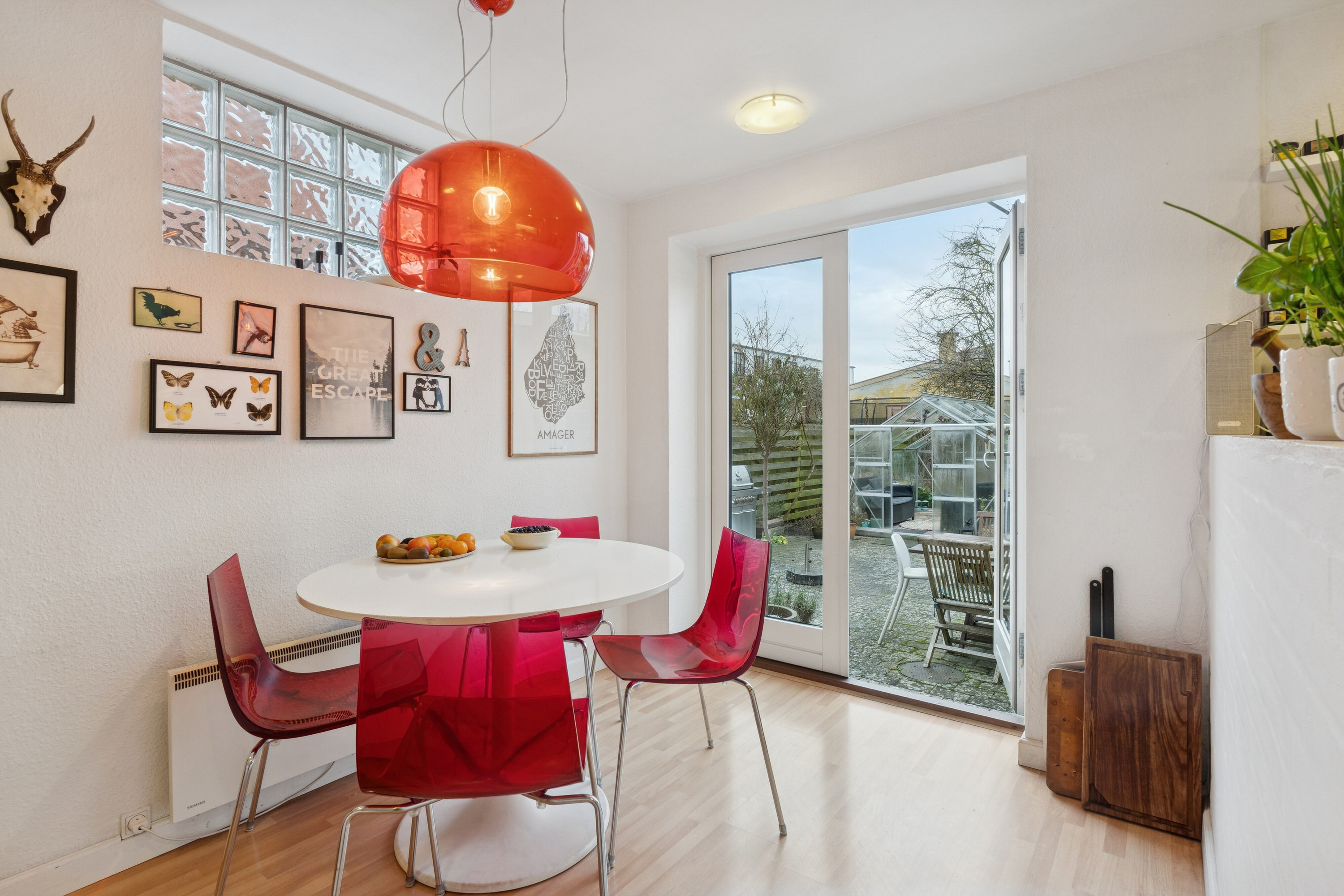 Fremhævet spisestue billede i fuldskærmstilstand. Billede af Ceylonvej 32, 2300 København S