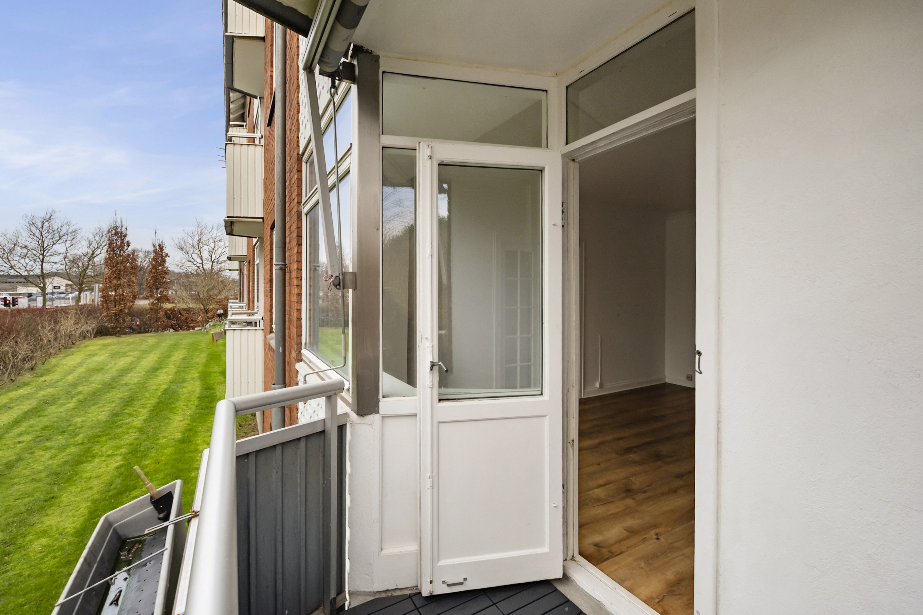 Fremhævet område billede i fuldskærmstilstand. Billede af Skodsborgvej 302, st.. tv., 2850 Nærum