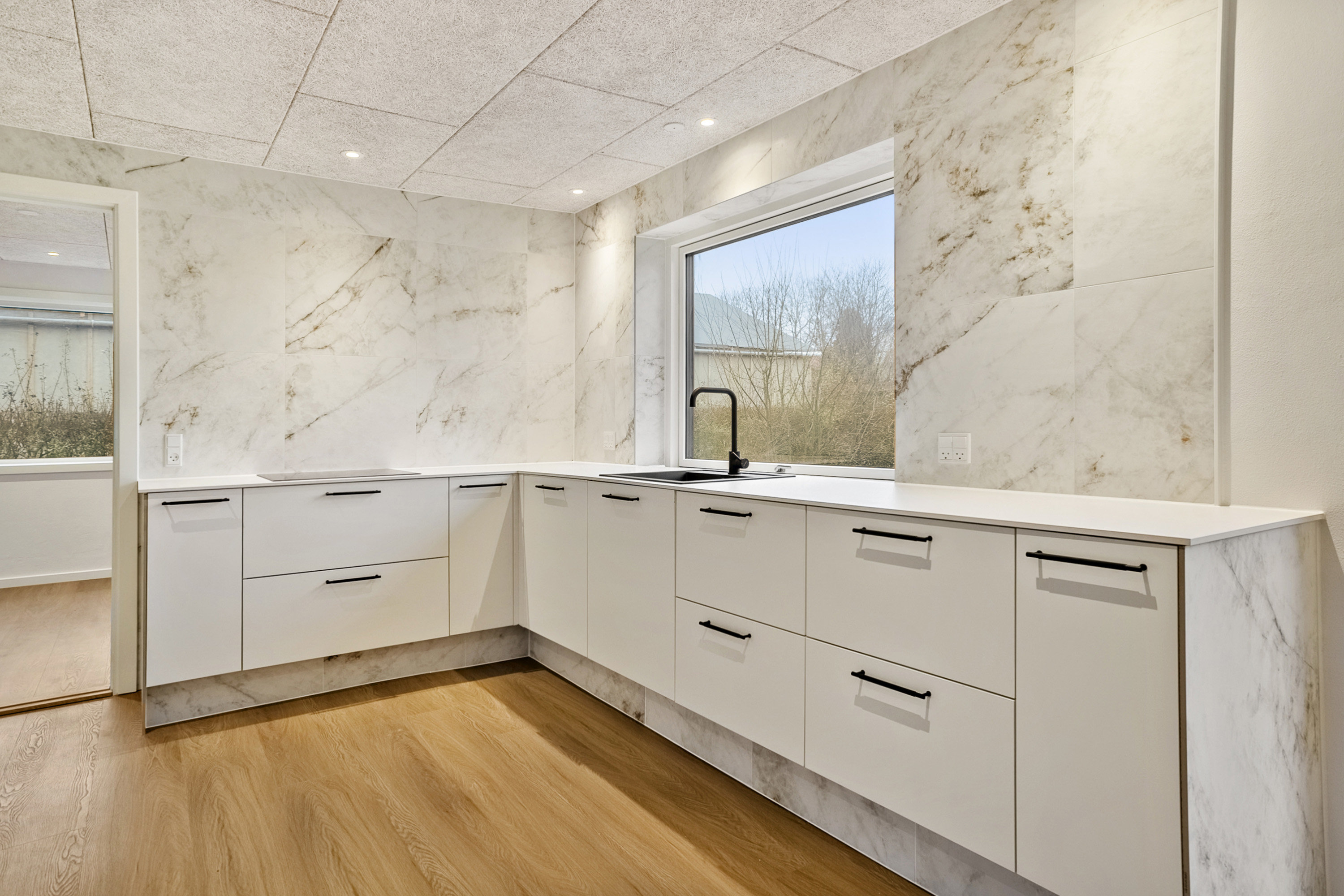 Fremhævet køkken billede i fuldskærmstilstand. Billede af Borgmestervej 73, 8700 Horsens