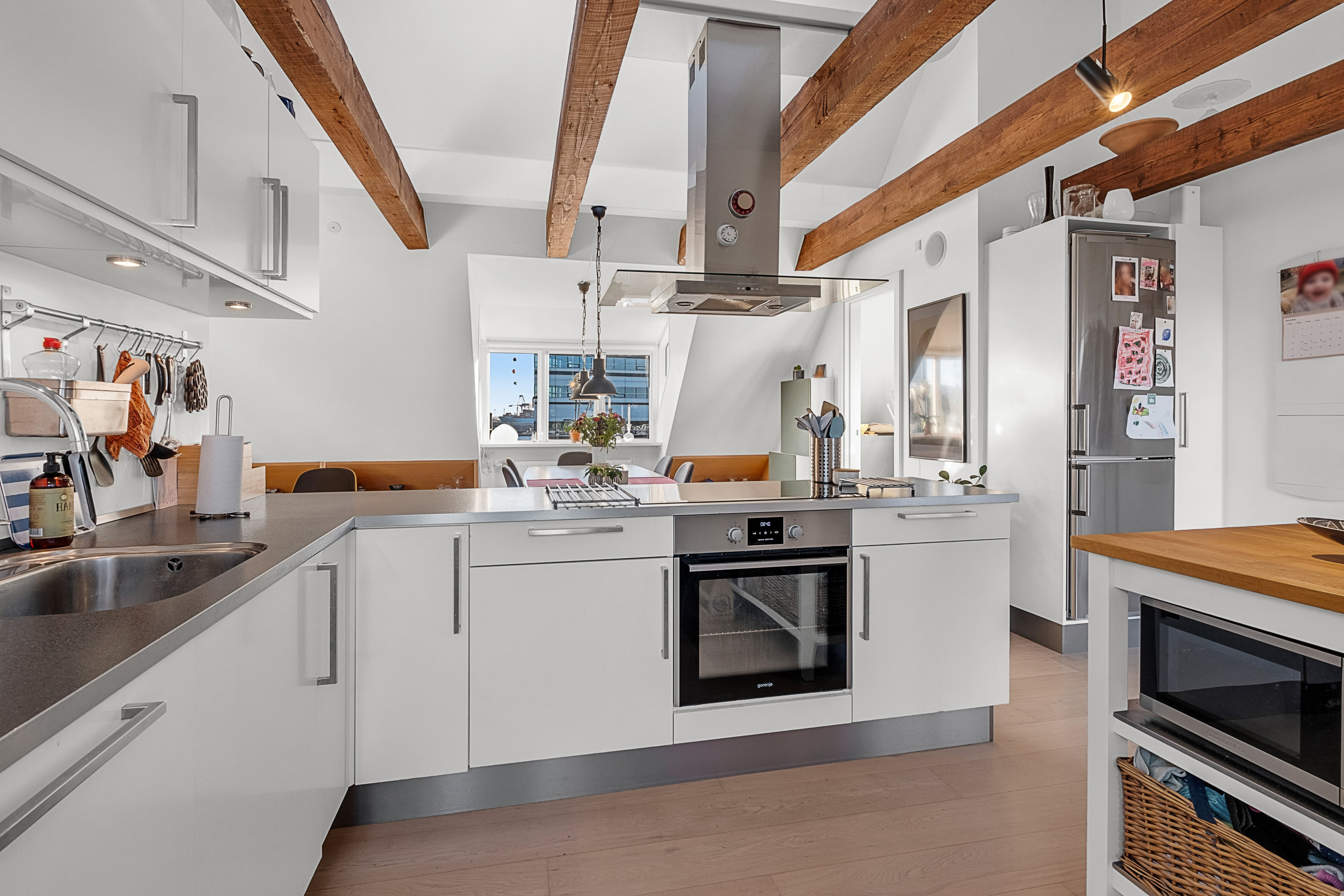 Fremhævet køkken billede i fuldskærmstilstand. Billede af Kystvejen 27, 6. tv., 8000 Aarhus C