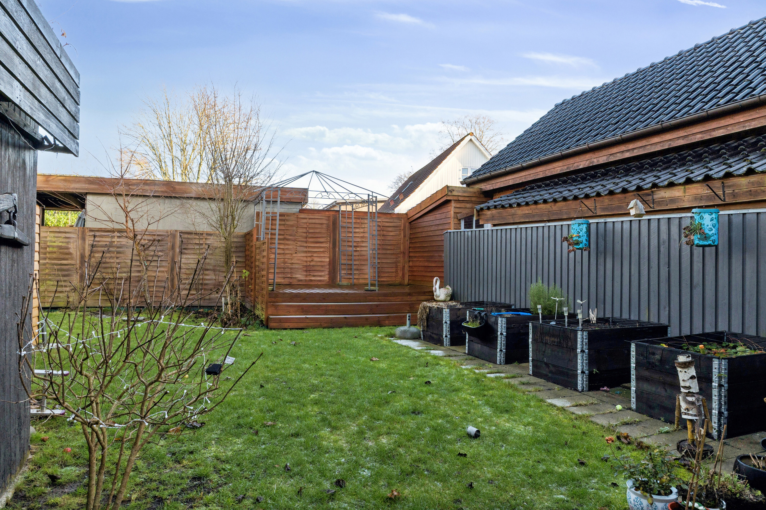 Fremhævet set fra haven billede i fuldskærmstilstand. Billede af Sct.Knudsgade 6, 4200 Slagelse