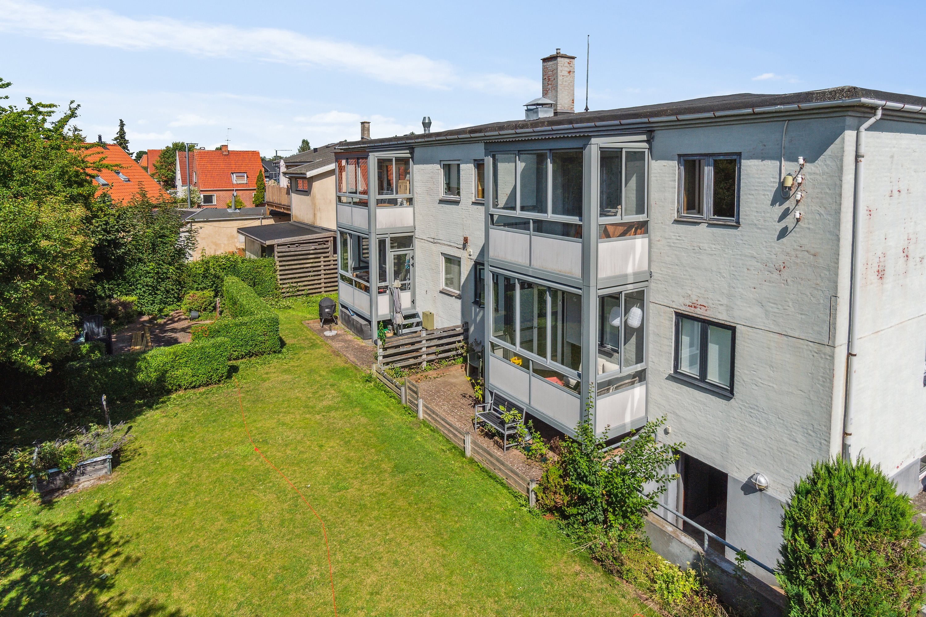 Fremhævet set fra haven billede i fuldskærmstilstand. Billede af Hvidovrevej 50, st.. 4., 2610 Rødovre