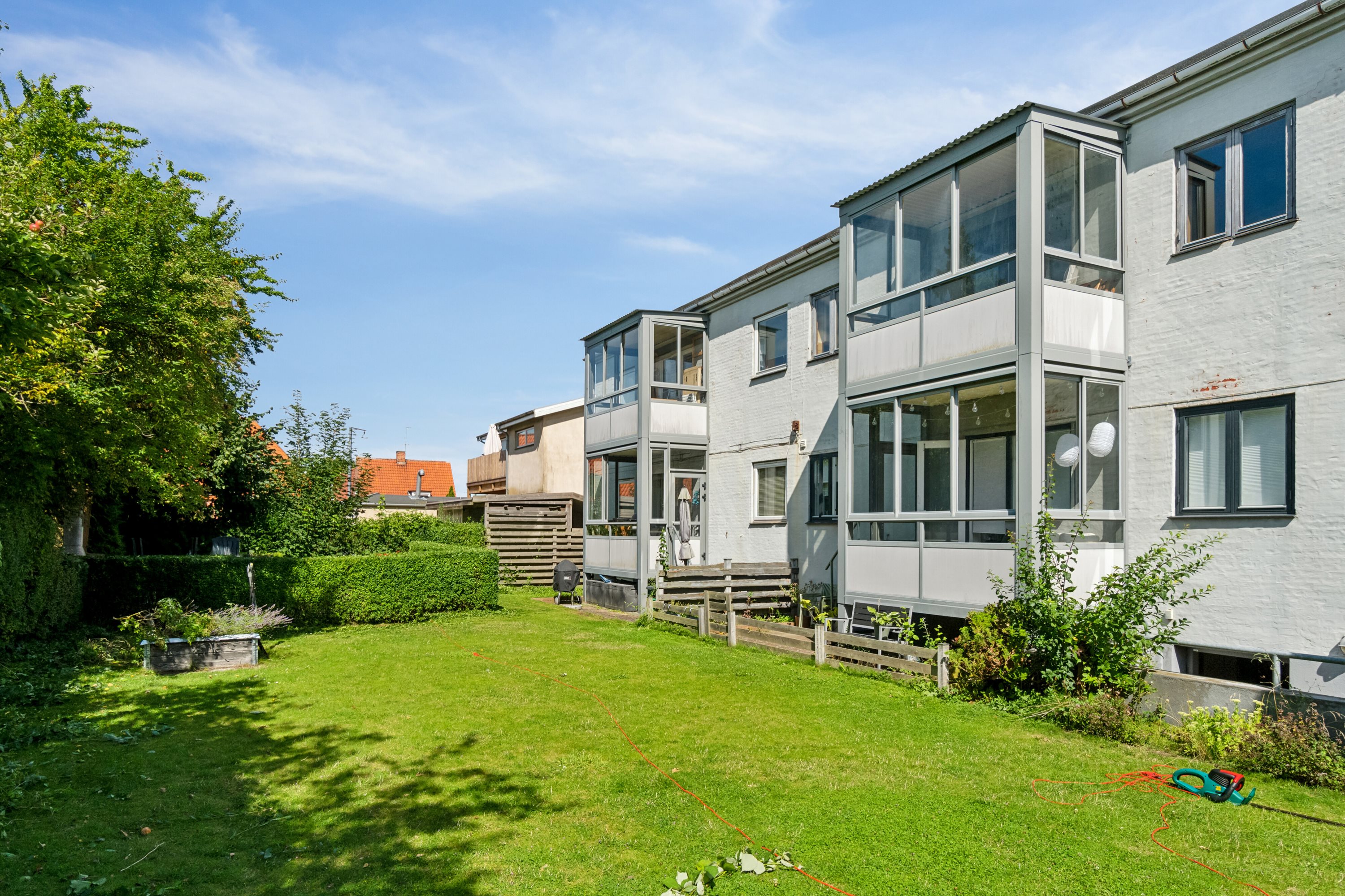 Fremhævet set fra haven billede i fuldskærmstilstand. Billede af Hvidovrevej 50, st.. 4., 2610 Rødovre