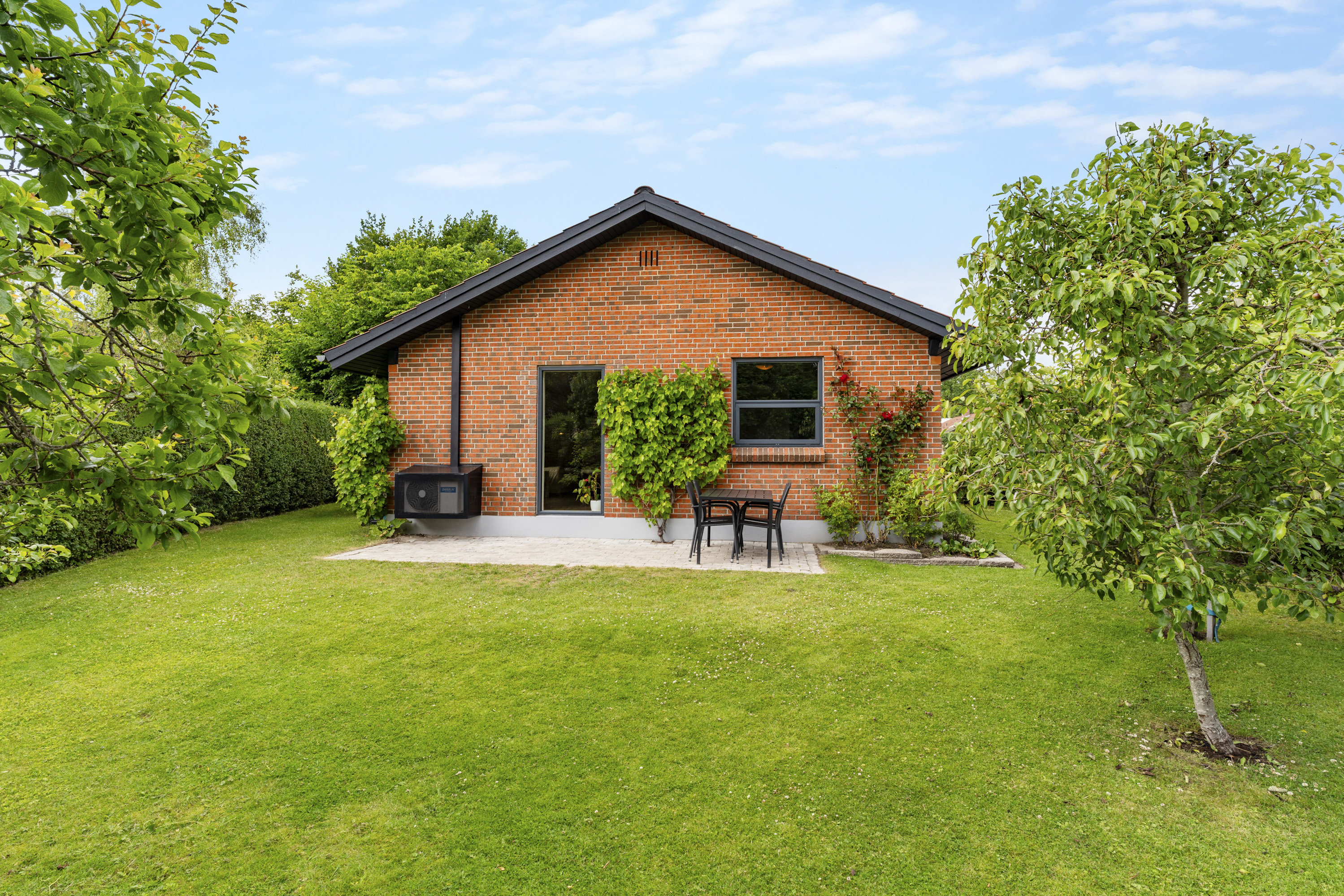 Fremhævet  billede i fuldskærmstilstand. Billede af Parkvænget 12, N. Hornbæk, 8920 Randers NV