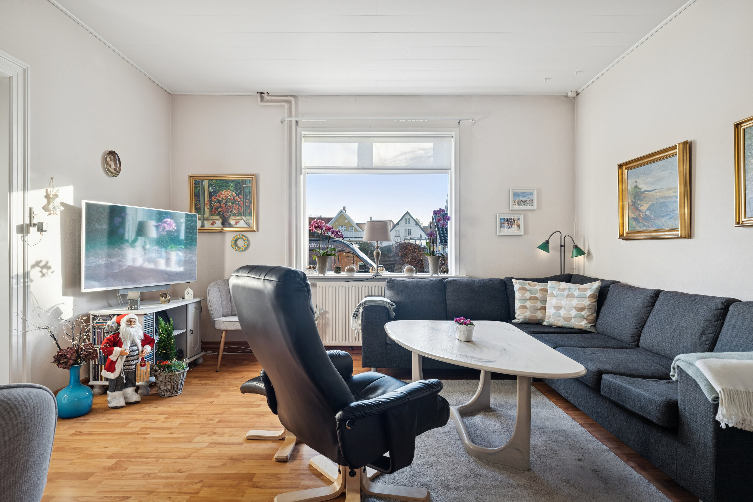 Fremhævet stue billede i fuldskærmstilstand. Billede af Grundtvigs Alle 17, 4760 Vordingborg