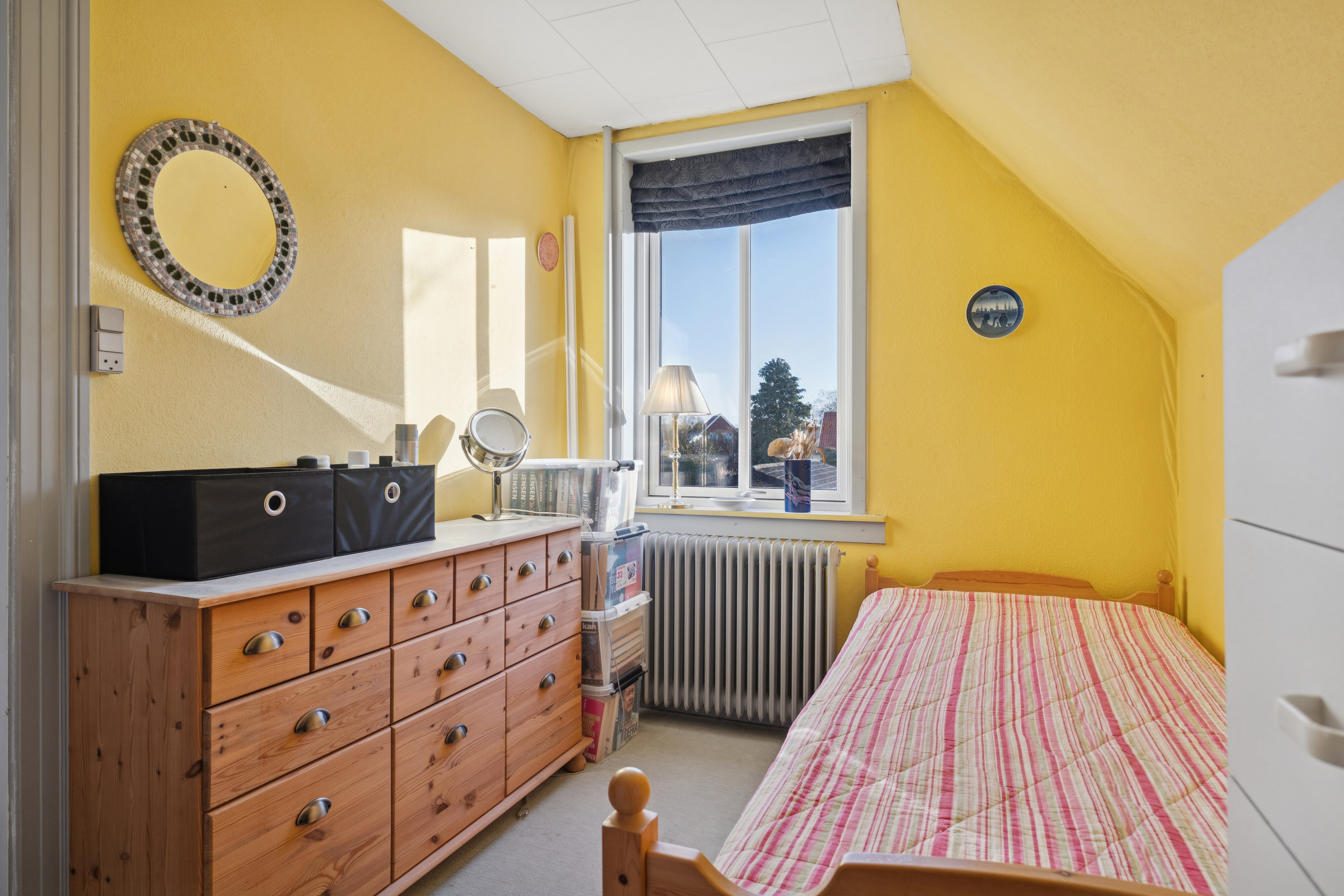 Fremhævet soveværelse billede i fuldskærmstilstand. Billede af Grundtvigs Alle 17, 4760 Vordingborg