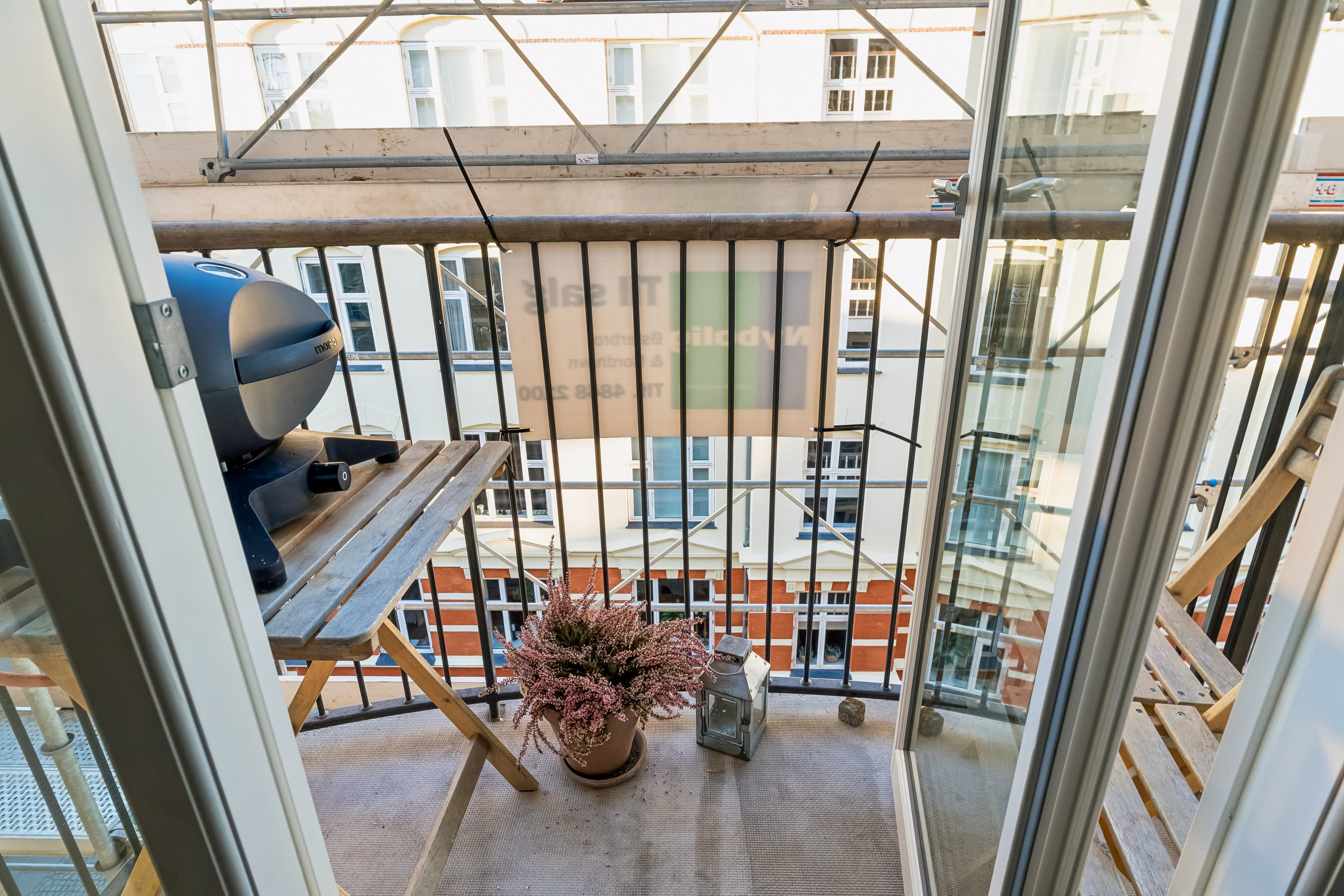 Fremhævet stue billede i fuldskærmstilstand. Billede af Hjørringgade 13, 4. th., 2100 København Ø