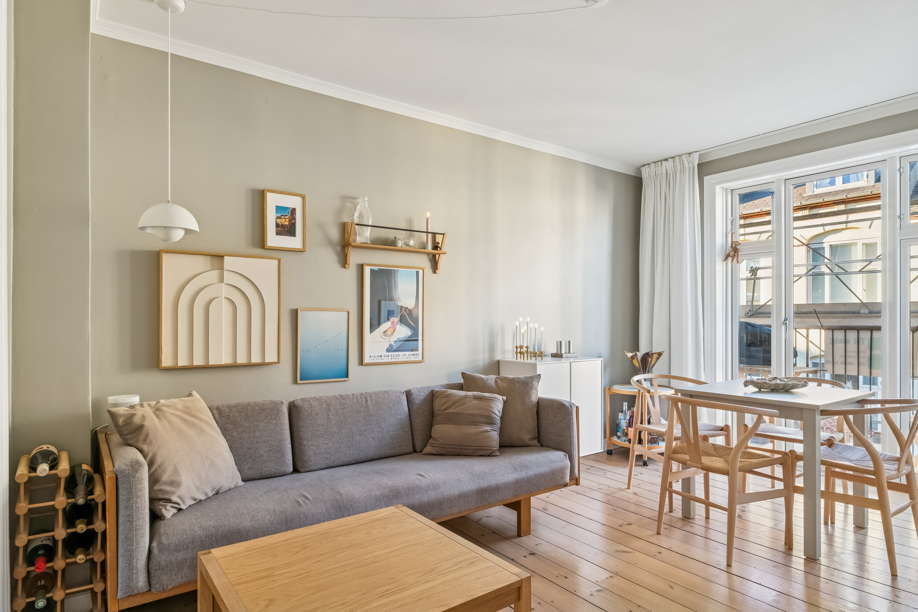 Miniaturebillede 1: stue. Billede af Hjørringgade 13, 4. th., 2100 København Ø