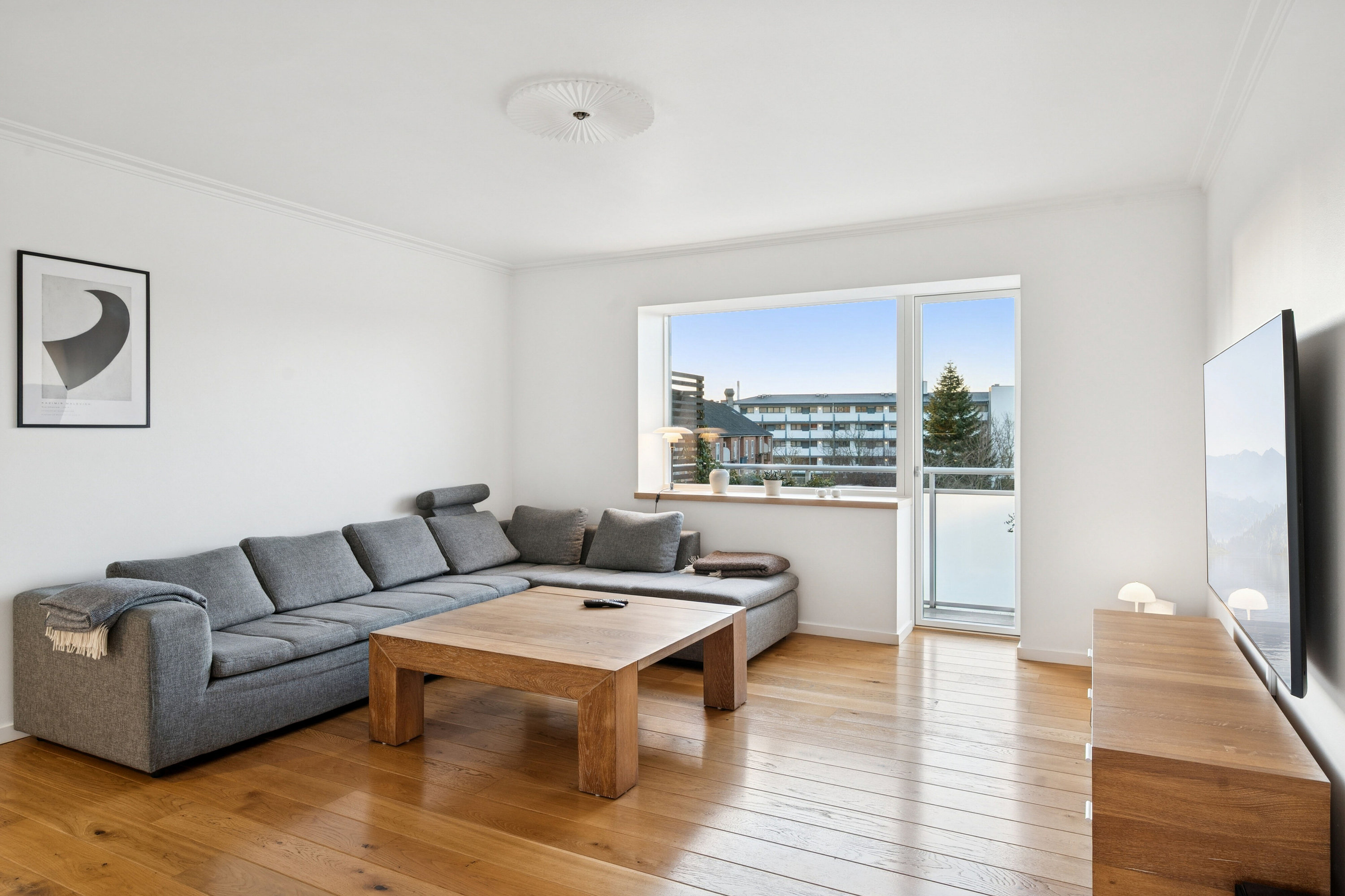 Miniaturebillede 1: stue. Billede af Tværvej 2, 2. tv., 2600 Glostrup