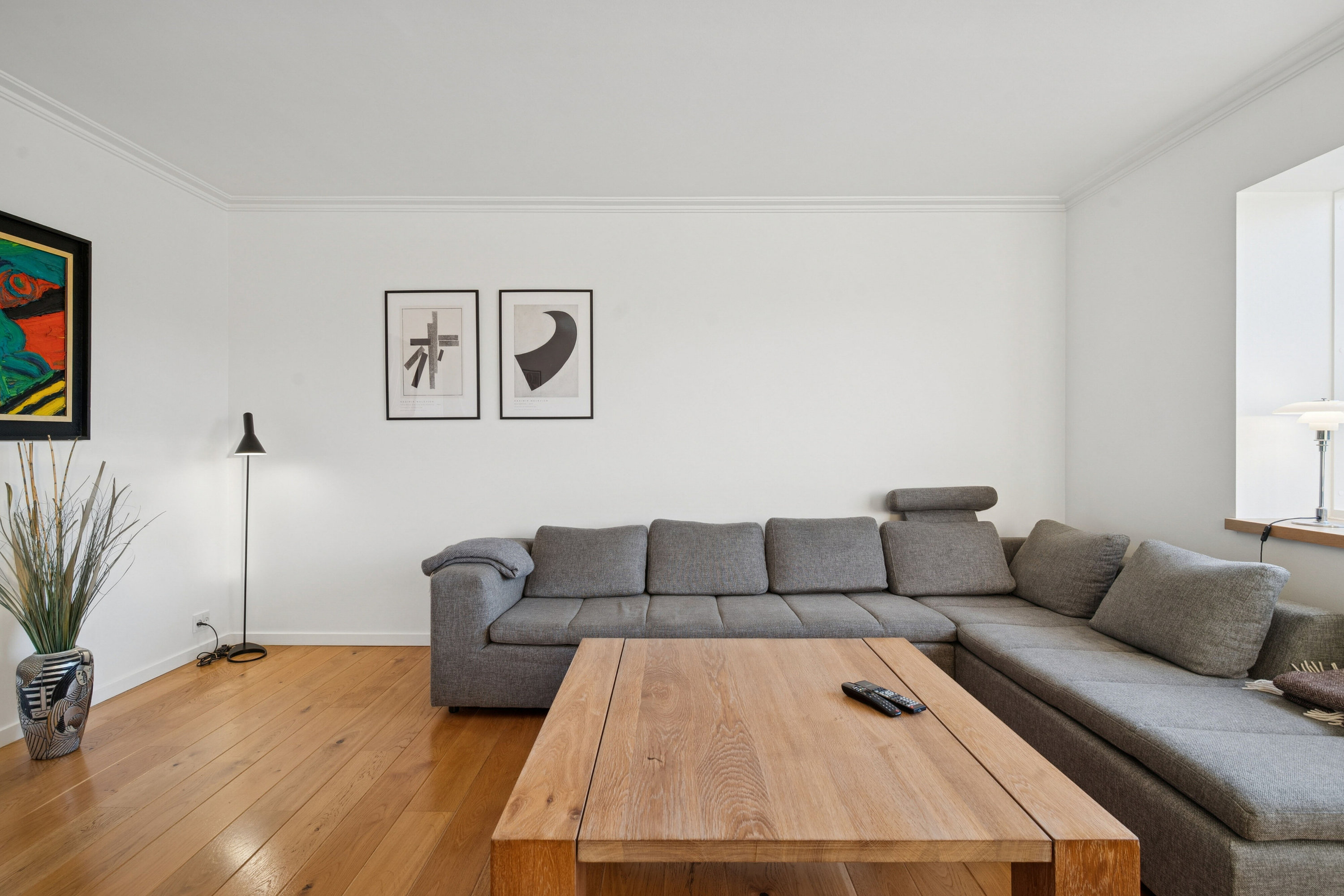 Fremhævet stue billede i fuldskærmstilstand. Billede af Tværvej 2, 2. tv., 2600 Glostrup