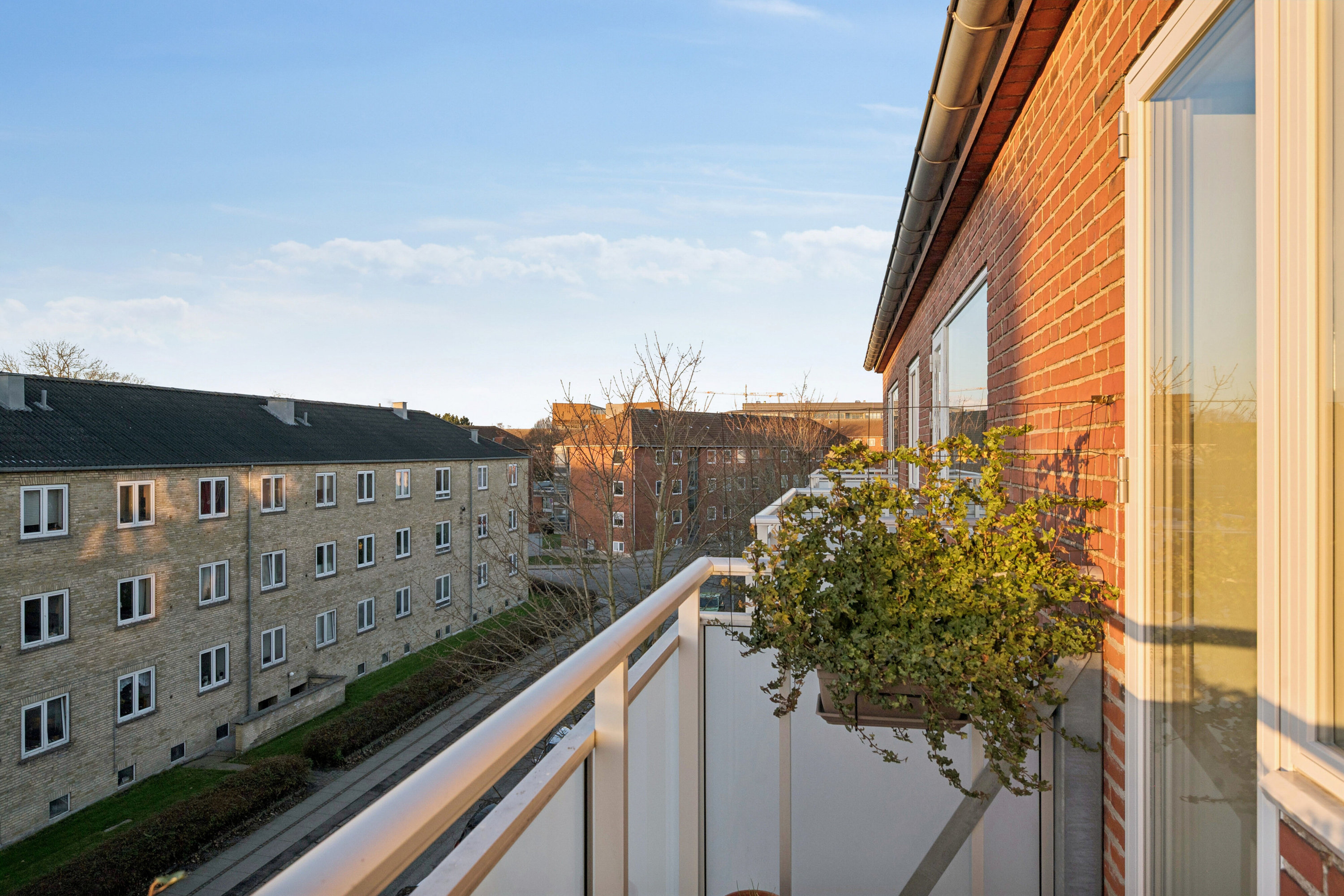 Fremhævet udsigt billede i fuldskærmstilstand. Billede af Tværvej 2, 2. tv., 2600 Glostrup