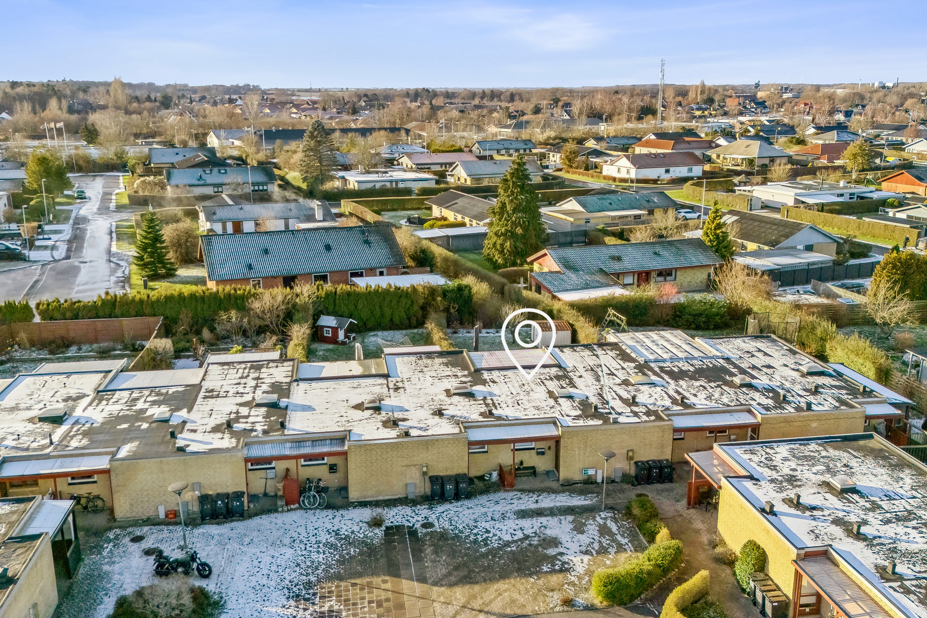 Fremhævet luftfoto billede i fuldskærmstilstand. Billede af Helleristen 109, 4700 Næstved