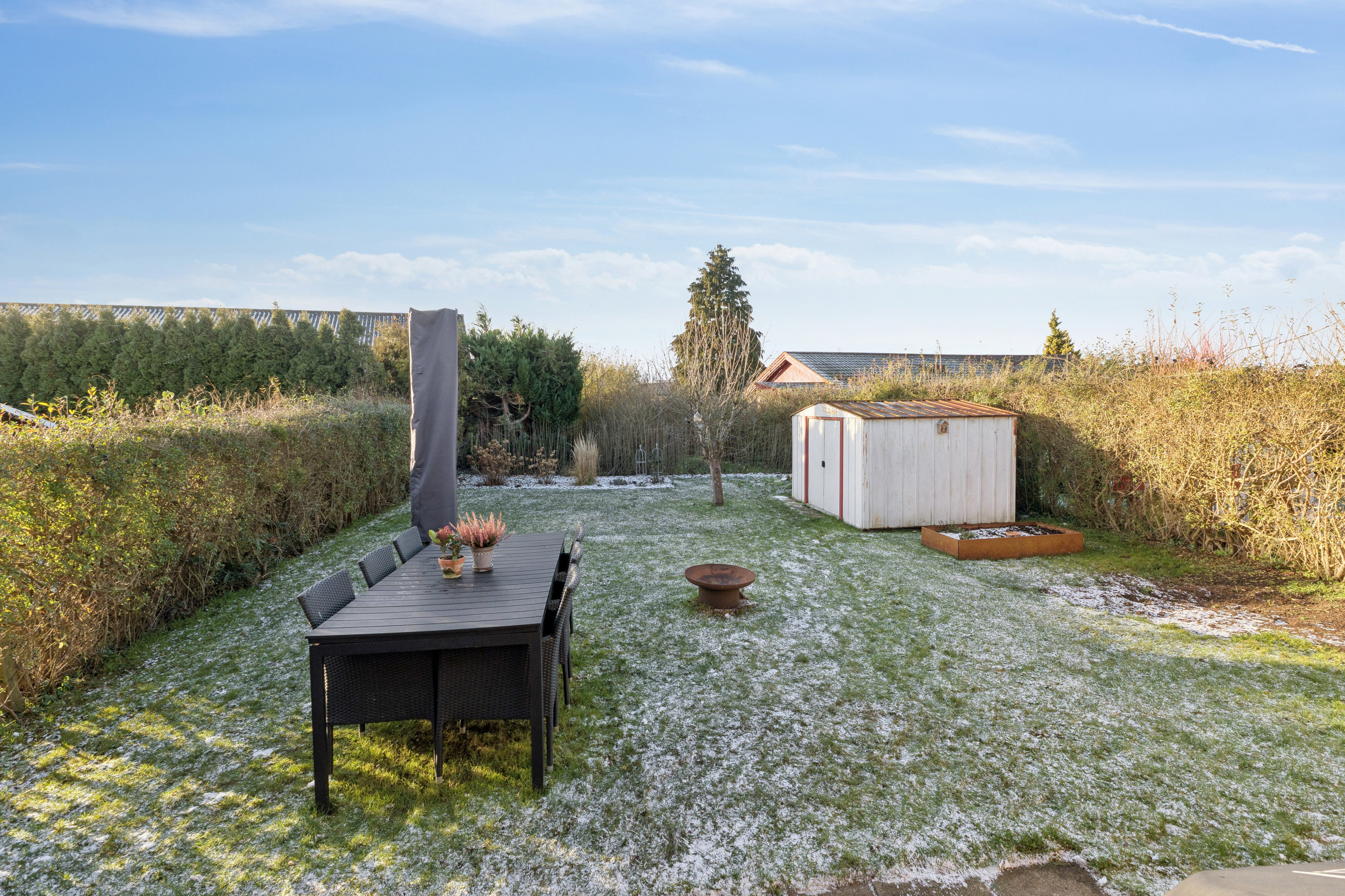 Fremhævet udendørs billede i fuldskærmstilstand. Billede af Helleristen 109, 4700 Næstved