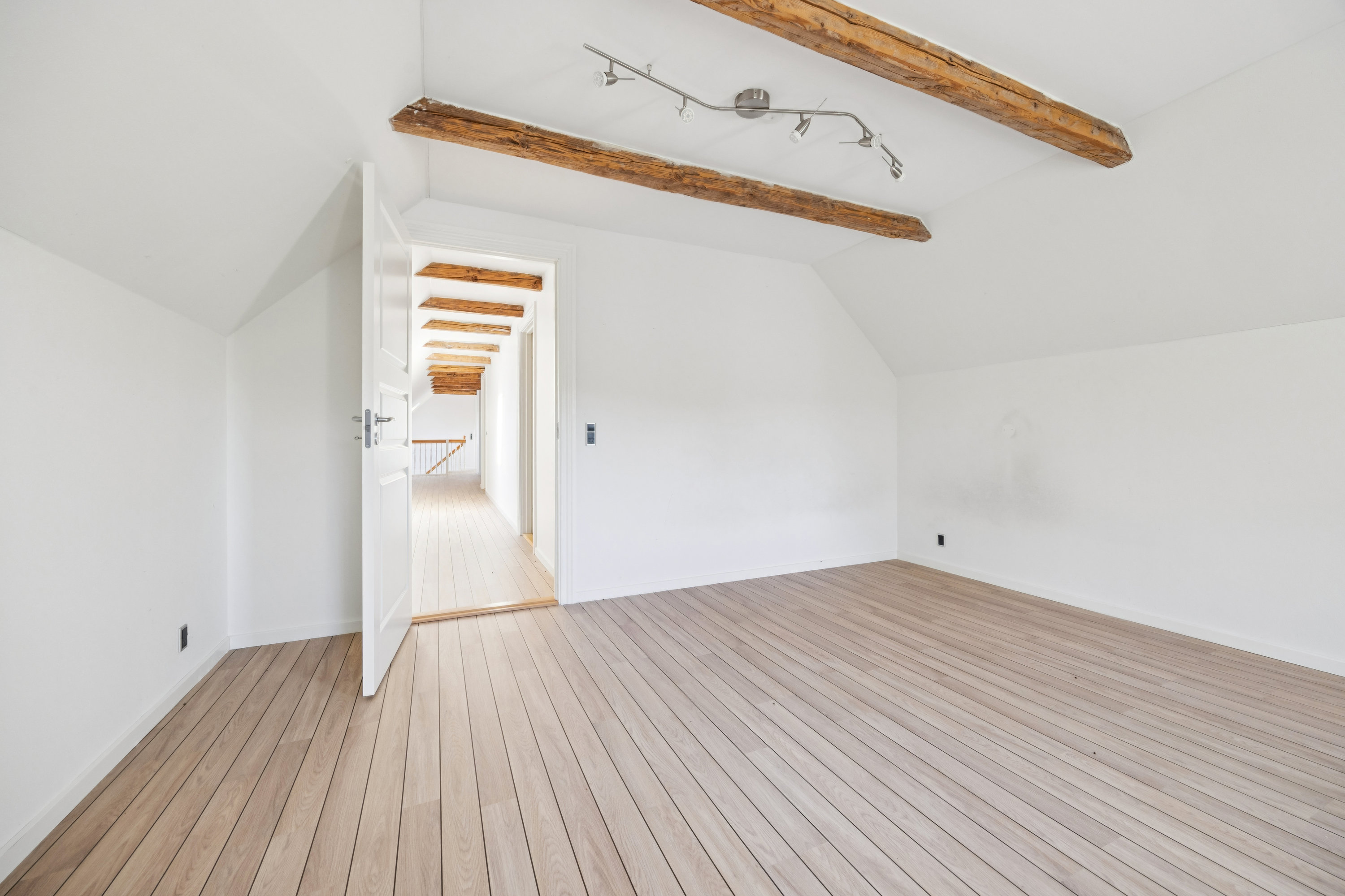 Fremhævet værelse billede i fuldskærmstilstand. Billede af Huulmøllevej 12, Vokslev, 9240 Nibe