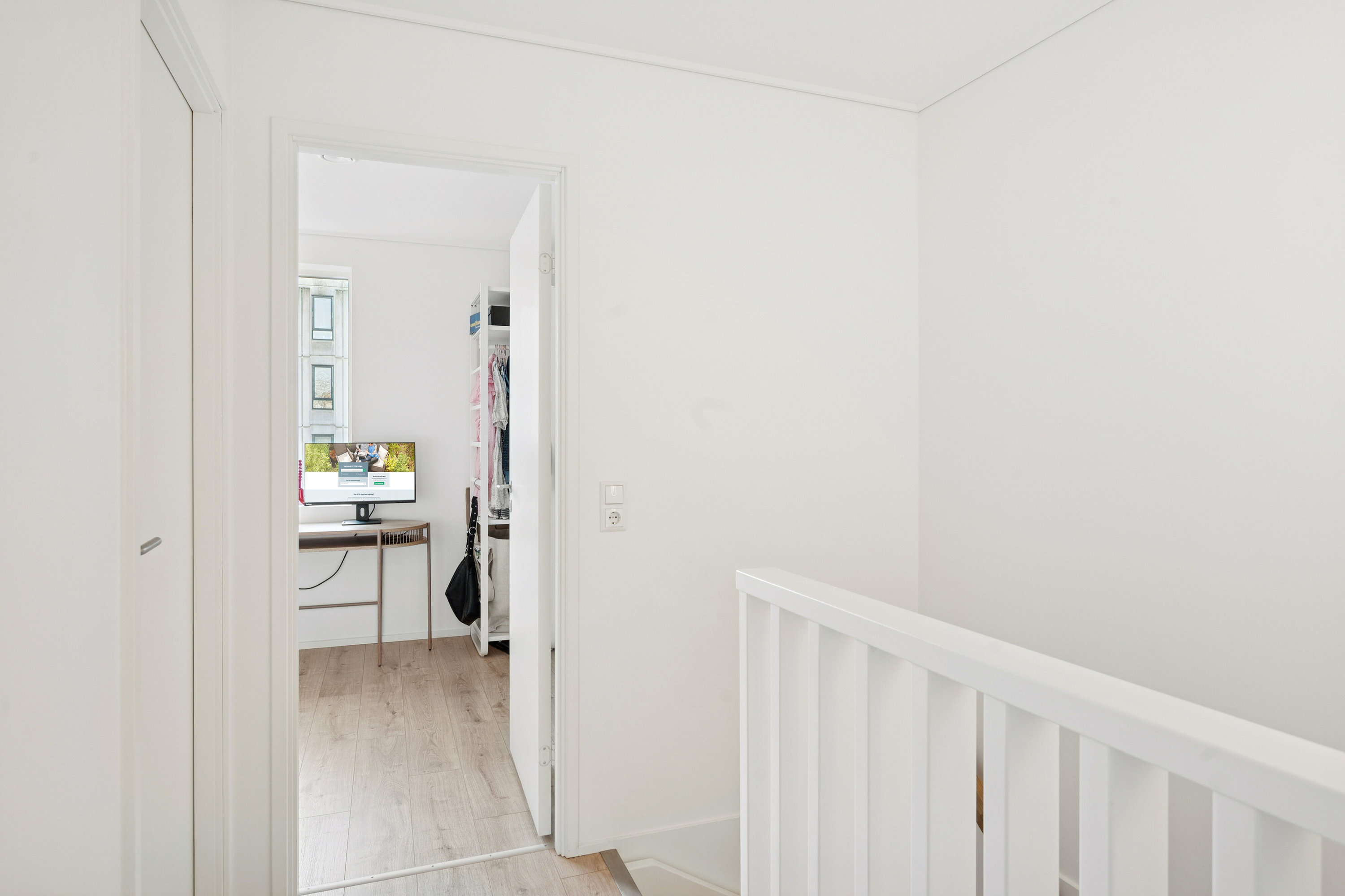 Fremhævet gang billede i fuldskærmstilstand. Billede af Tårnvej 97D, 2610 Rødovre