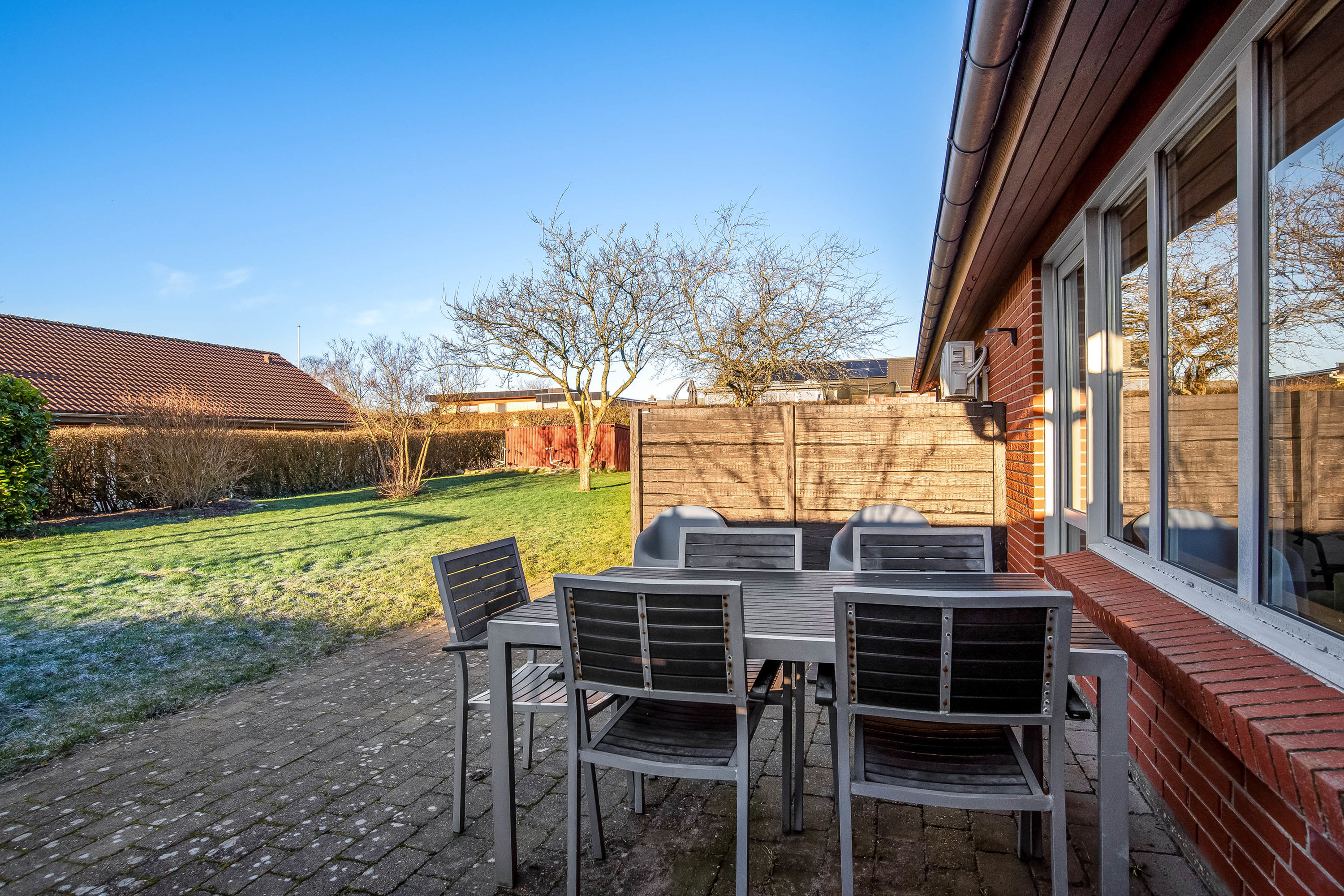 Fremhævet terrasse billede i fuldskærmstilstand. Billede af Krunderupparken 38, Naur, 7500 Holstebro