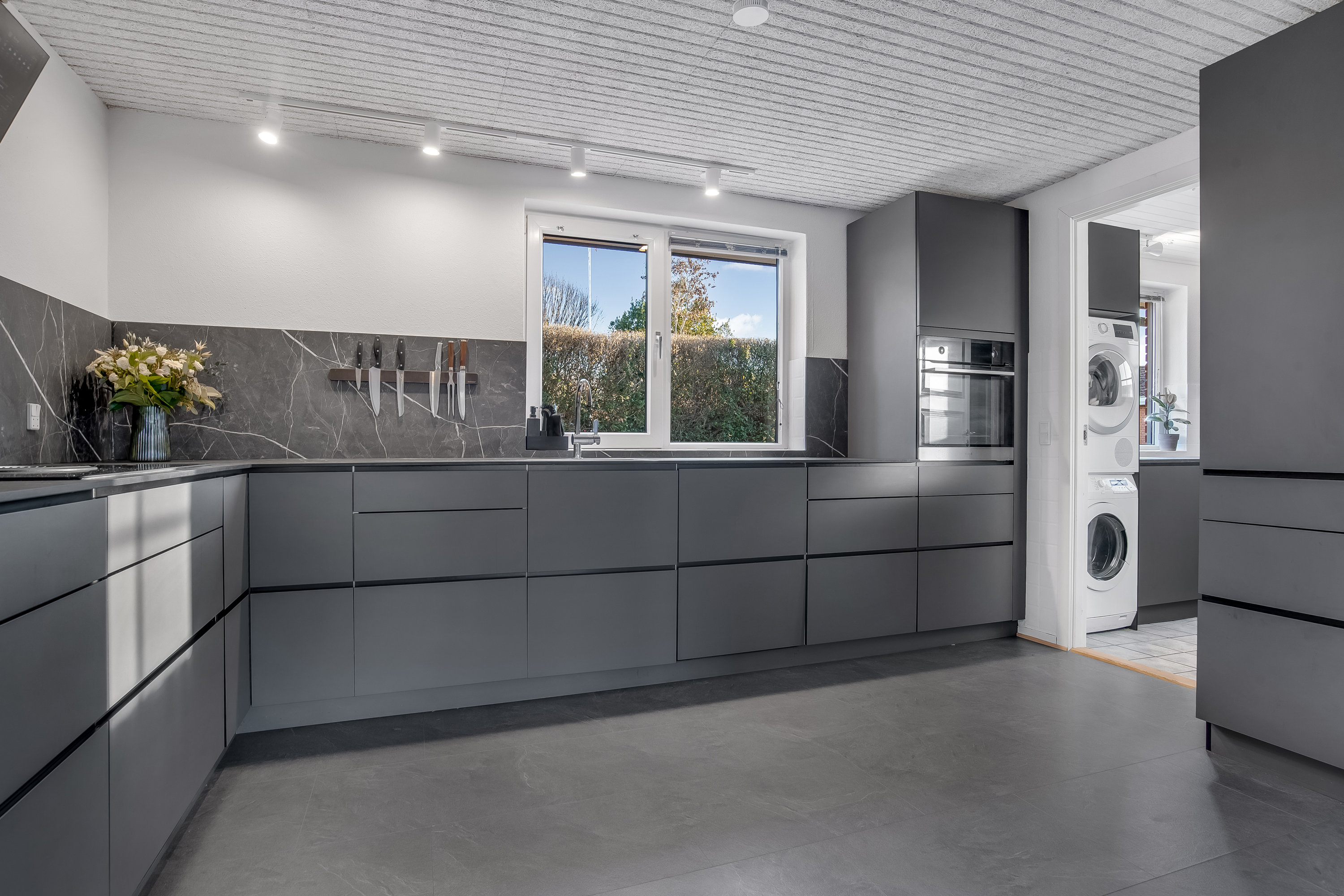 Miniaturebillede 2: køkken. Billede af Krunderupparken 38, Naur, 7500 Holstebro