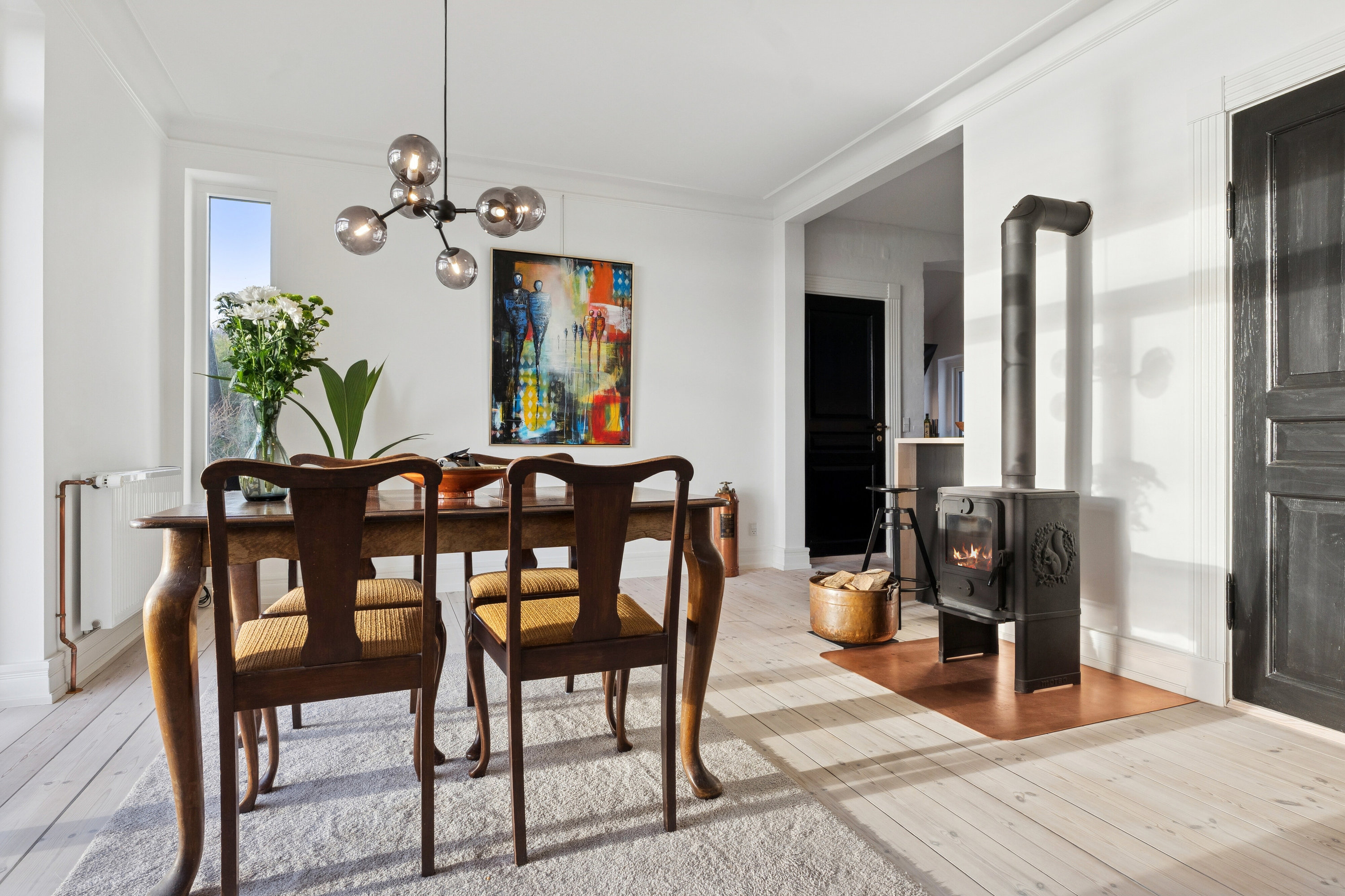 Fremhævet spisestue billede i fuldskærmstilstand. Billede af Solbjergvej 9, 4400 Kalundborg