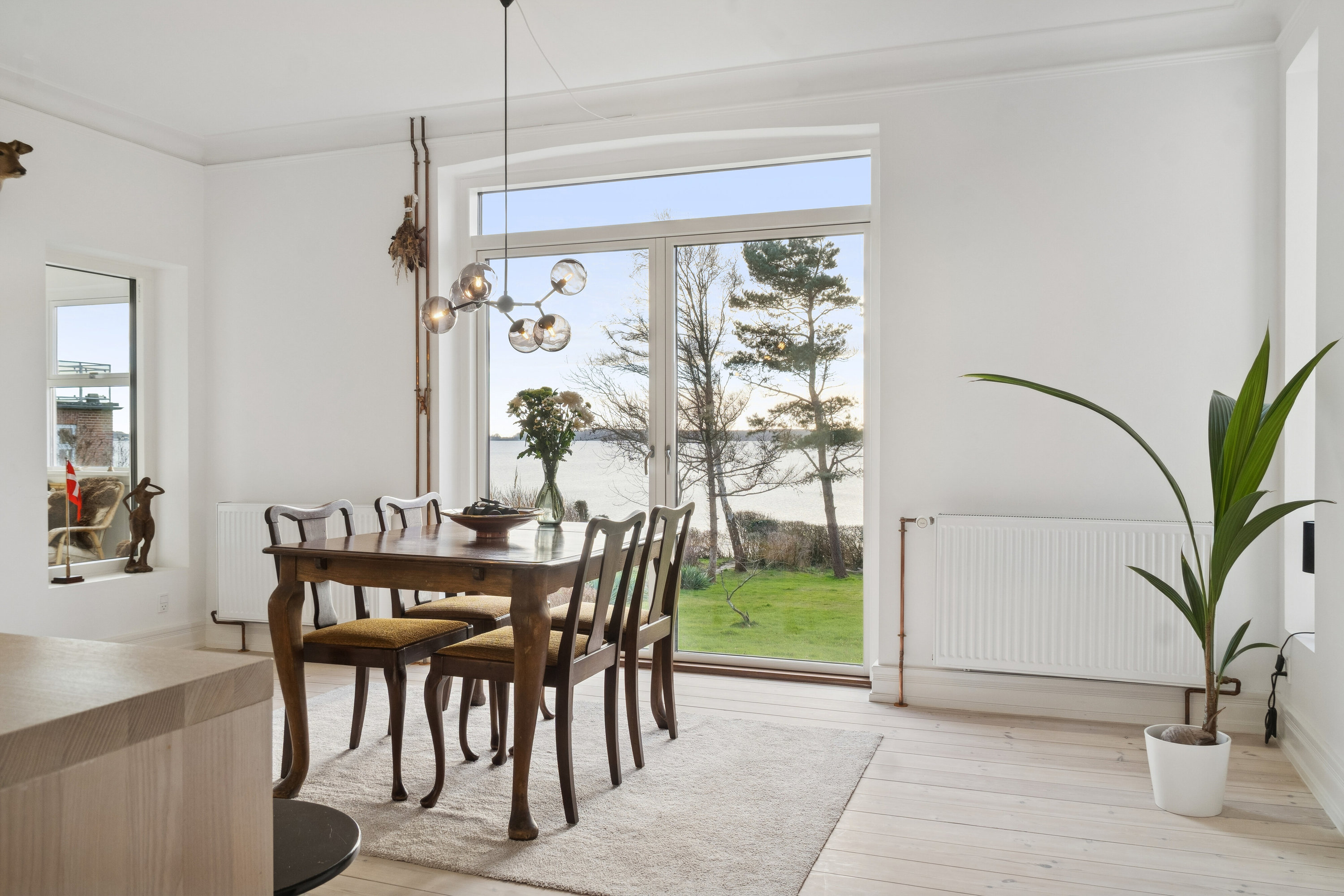 Fremhævet spisestue billede i fuldskærmstilstand. Billede af Solbjergvej 9, 4400 Kalundborg