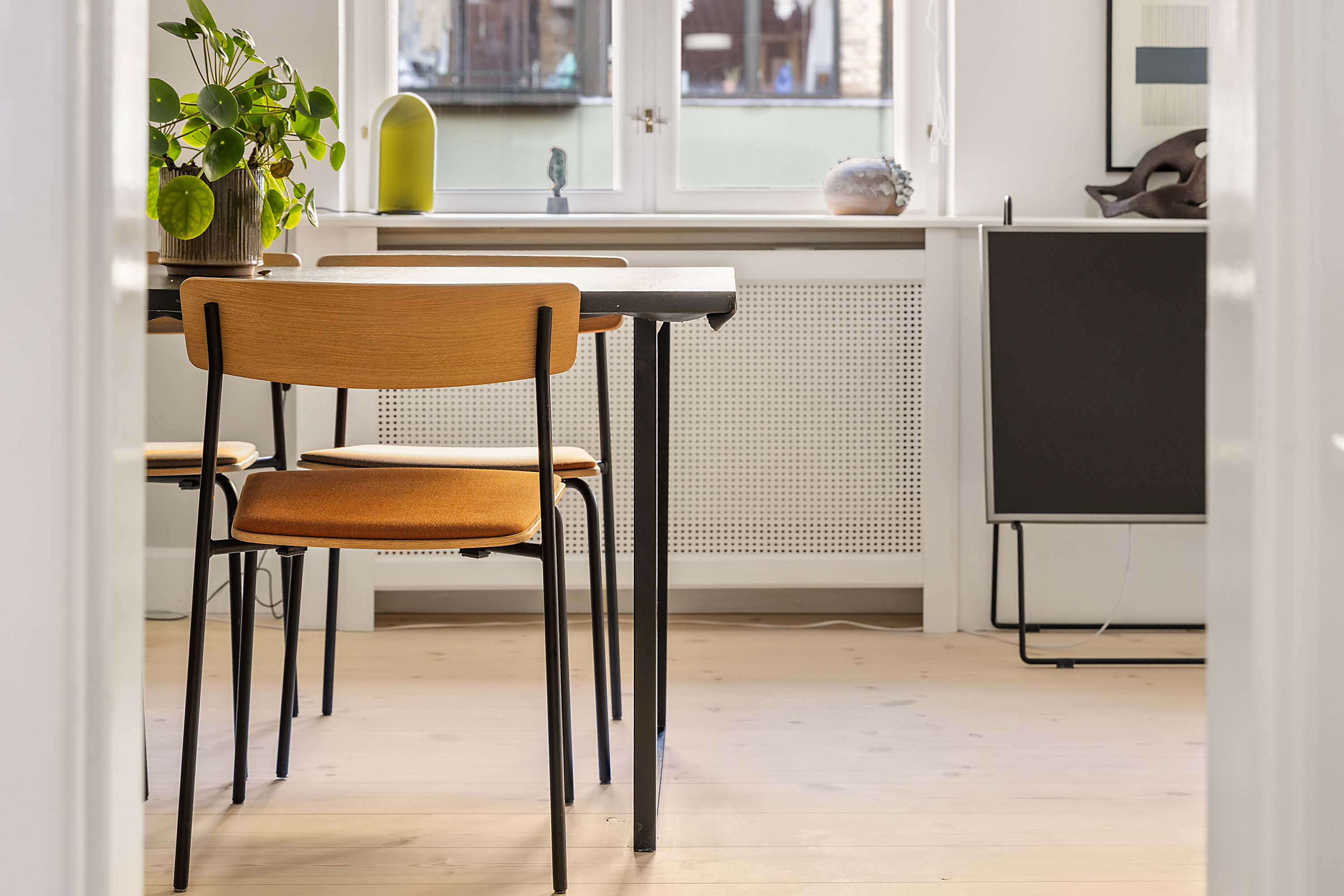 Fremhævet spisestue billede i fuldskærmstilstand. Billede af Langebrogade 8, 2., 1411 København K