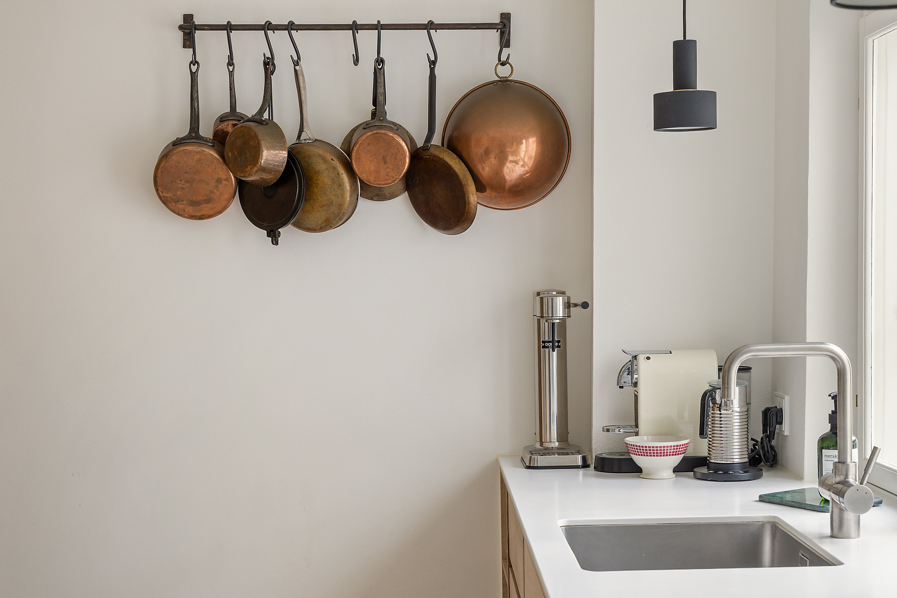 Fremhævet køkken billede i fuldskærmstilstand. Billede af Langebrogade 8, 2., 1411 København K