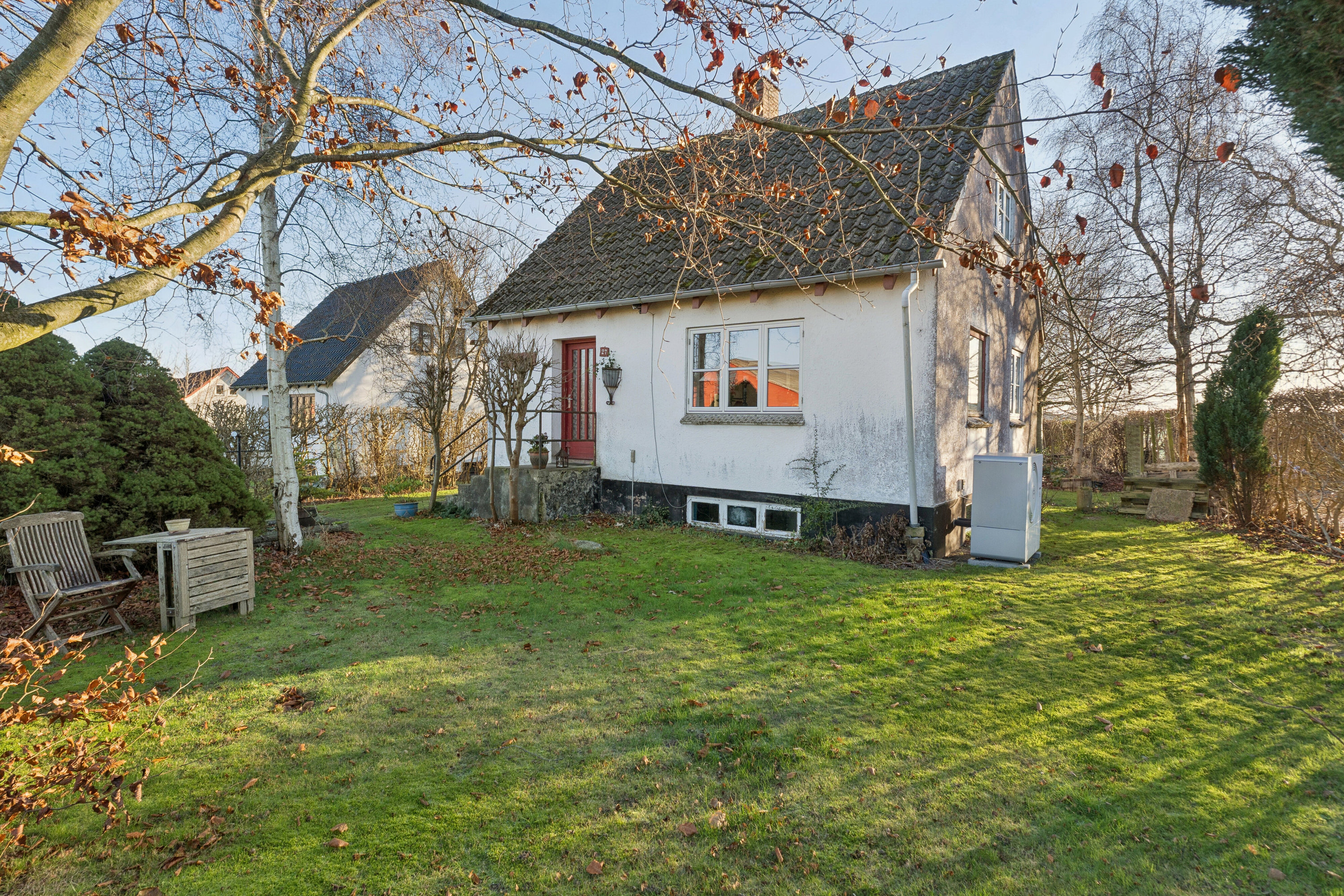 Fremhævet set fra haven billede i fuldskærmstilstand. Billede af Skæretvej 27, 5856 Ryslinge