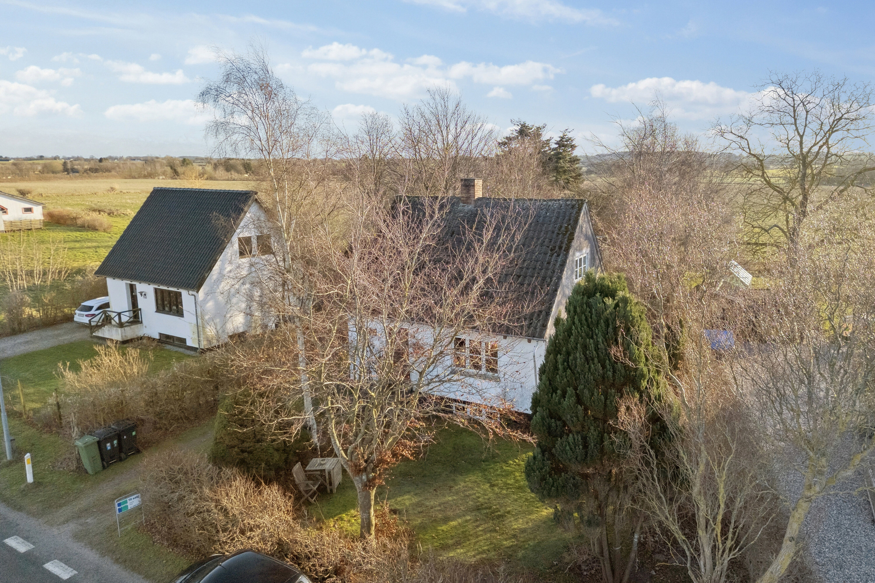 Fremhævet set fra haven billede i fuldskærmstilstand. Billede af Skæretvej 27, 5856 Ryslinge