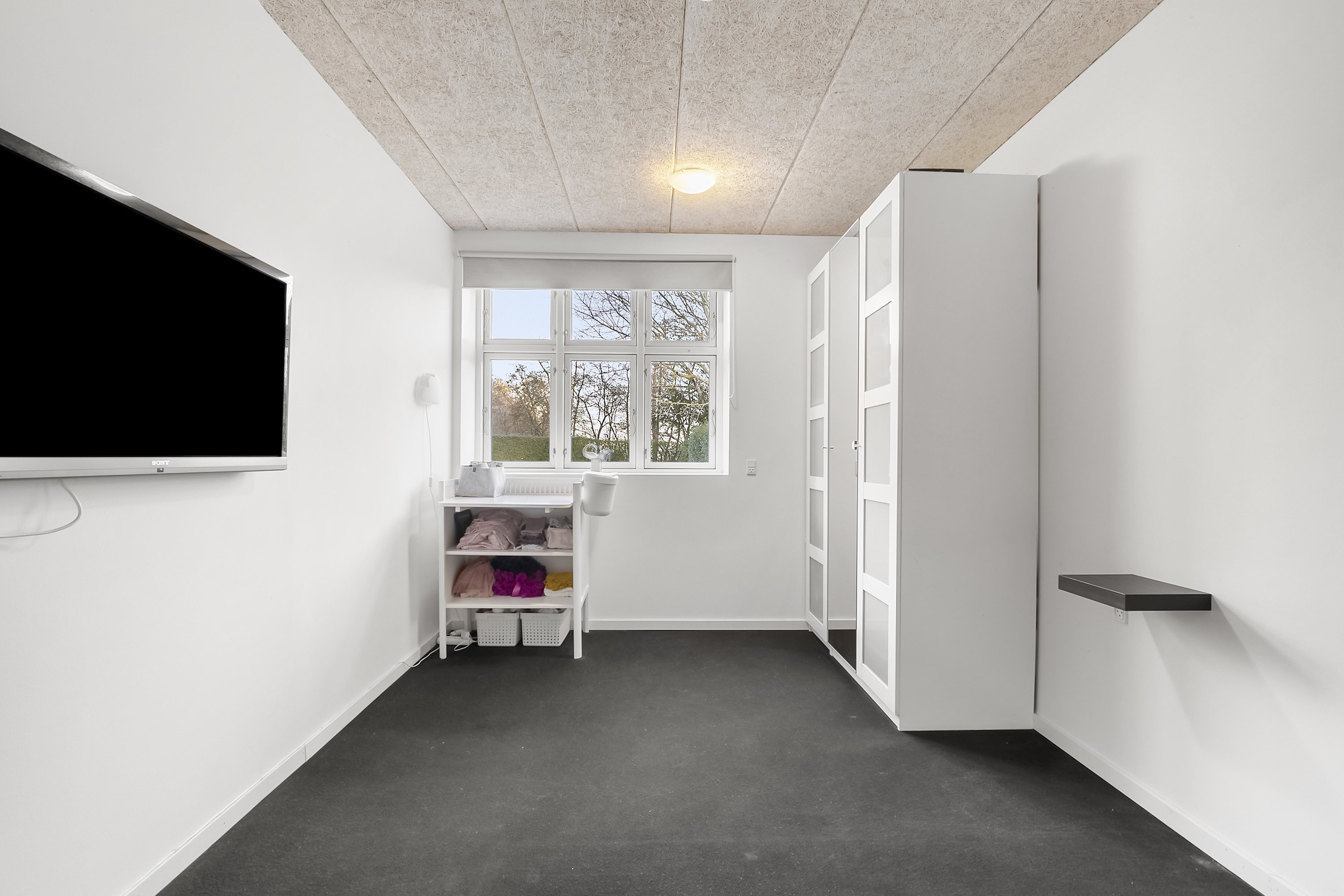 Fremhævet værelse billede i fuldskærmstilstand. Billede af Tværvej 17B, Seden, 5240 Odense NØ