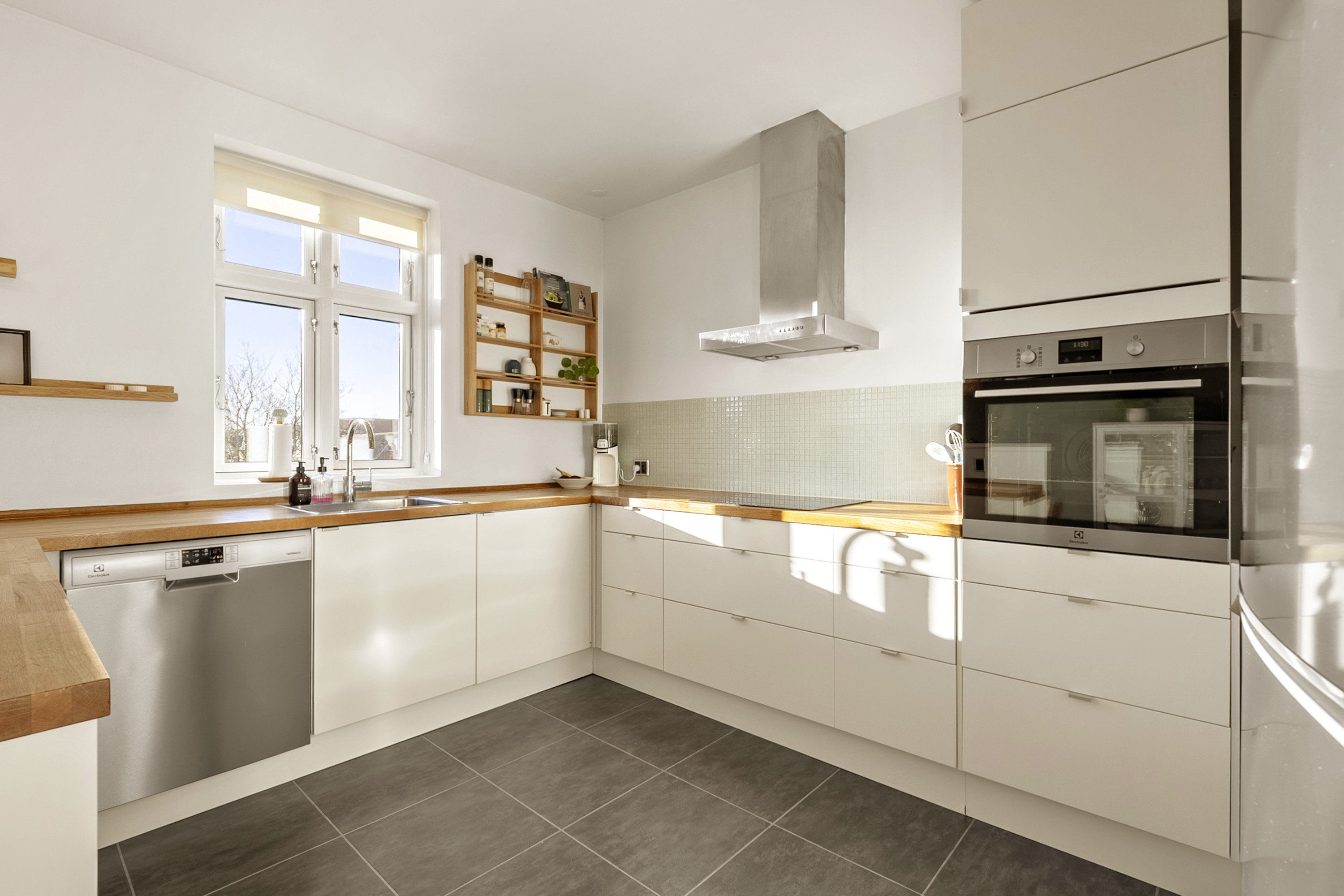 Miniaturebillede 1: køkken. Billede af Døckerslundsvej 49, 5000 Odense C