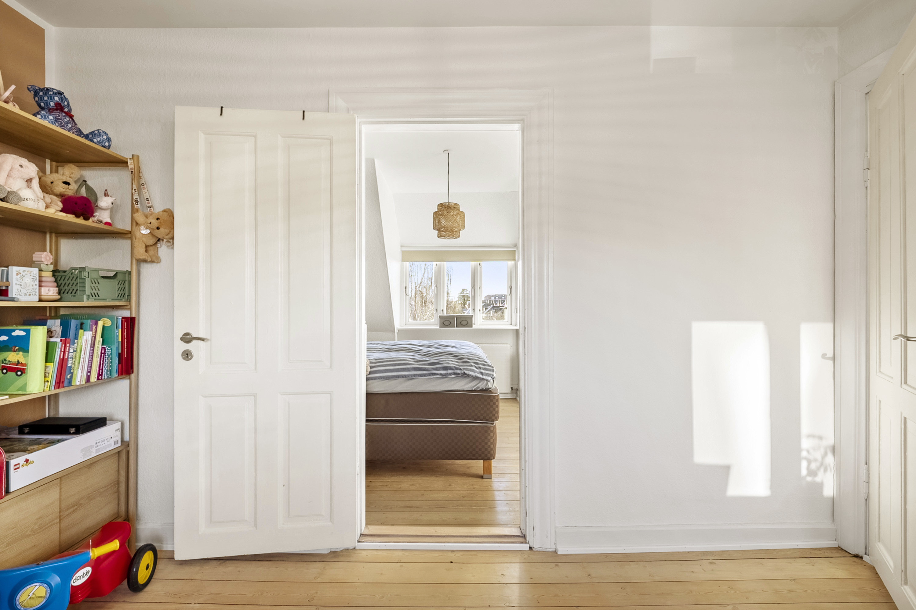 Fremhævet værelse billede i fuldskærmstilstand. Billede af Døckerslundsvej 49, 5000 Odense C