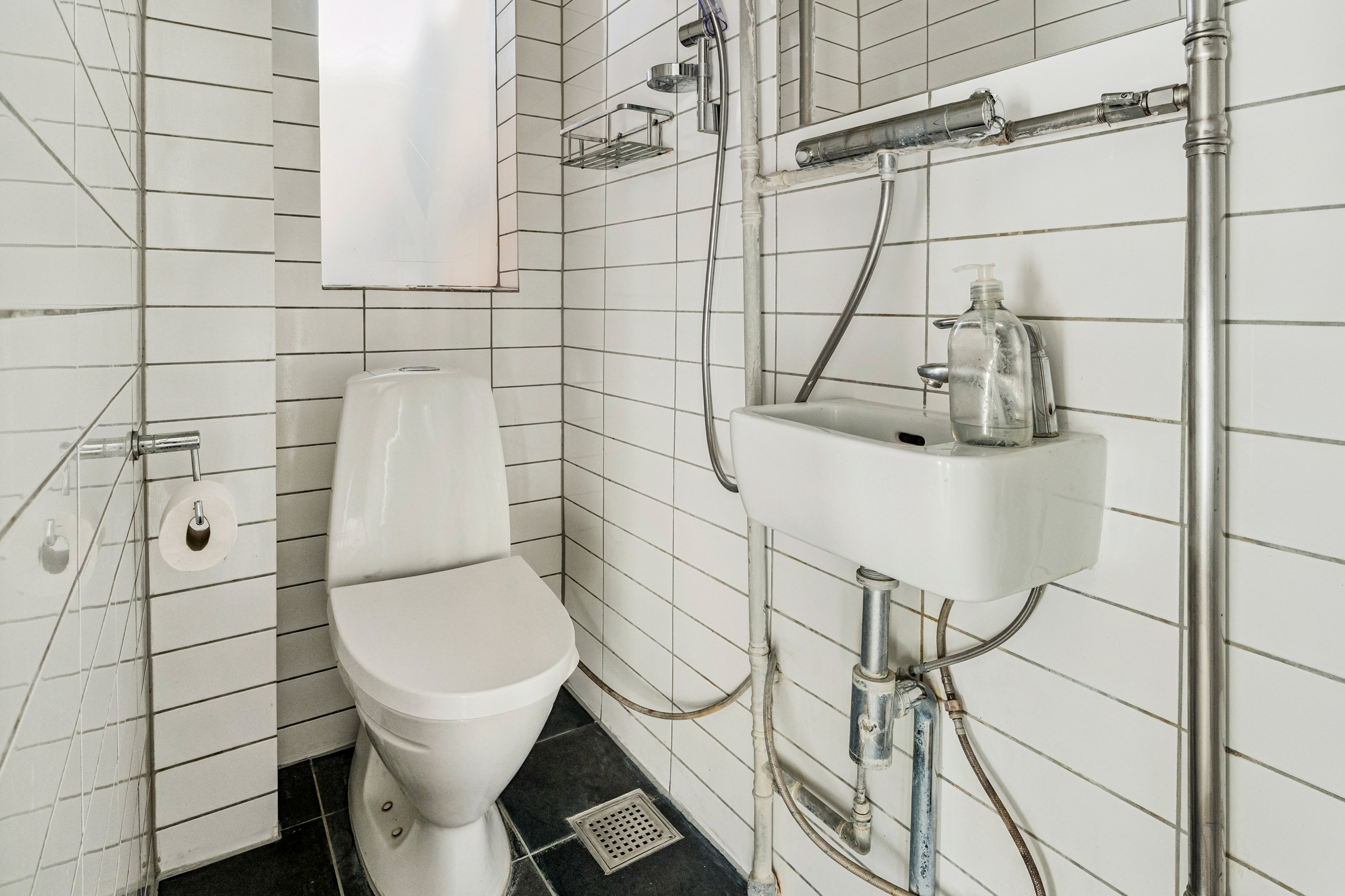 Fremhævet  billede i fuldskærmstilstand. Billede af Karensgade 10, st.. tv., 2500 Valby