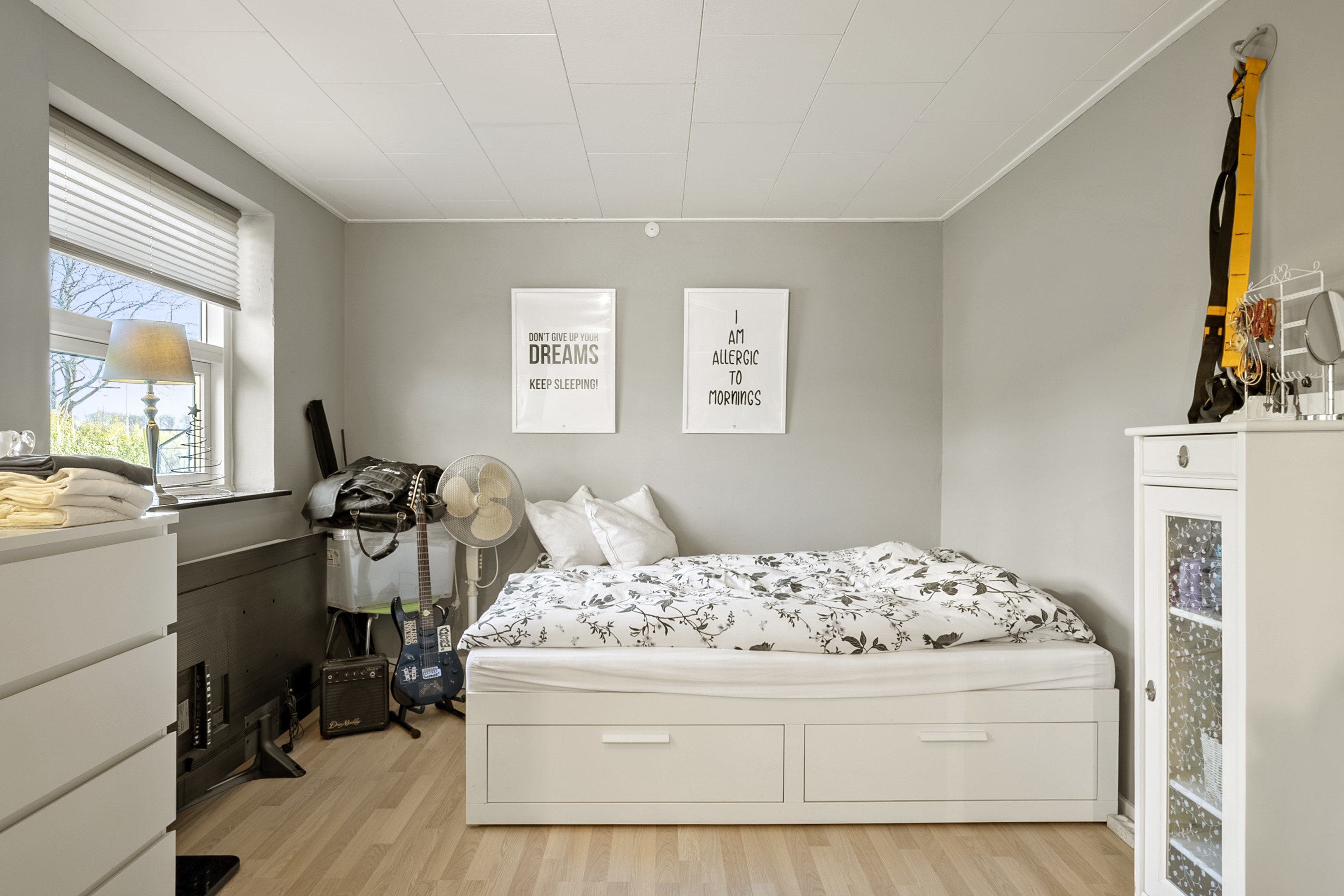 Fremhævet soveværelse billede i fuldskærmstilstand. Billede af Lunden 27, Aasum, 5320 Agedrup